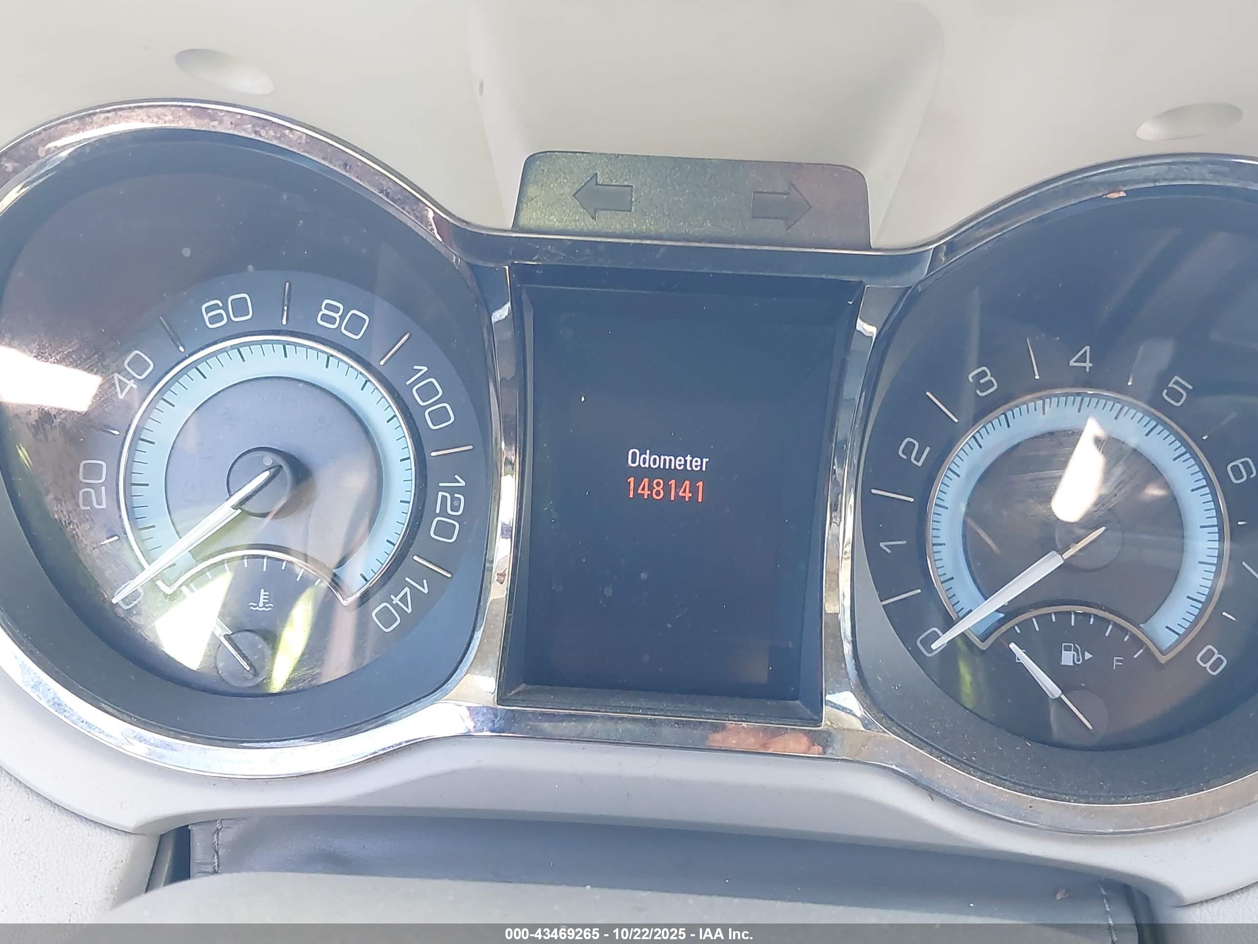 BUICK LACROSSE image 7