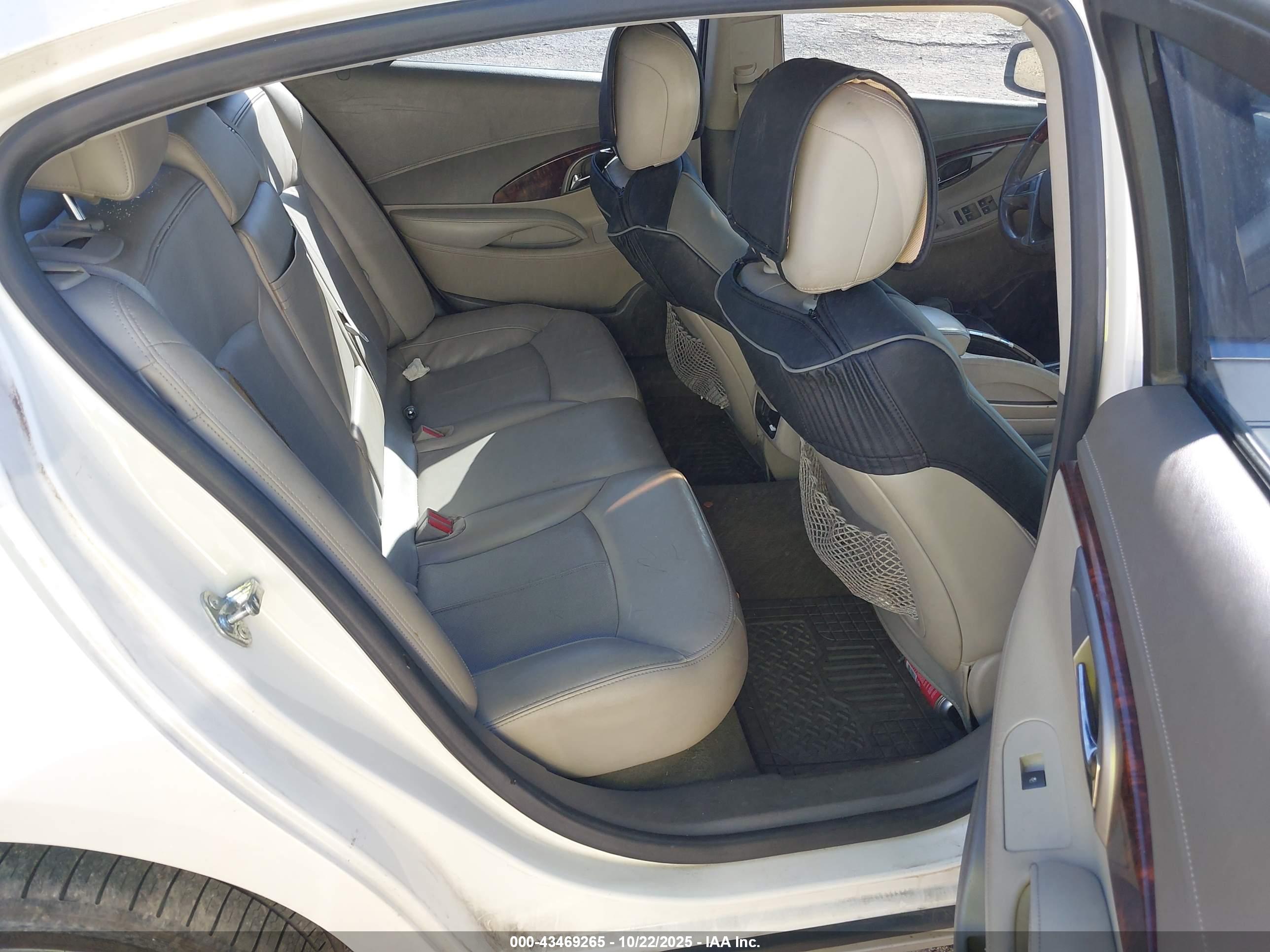 BUICK LACROSSE image 8