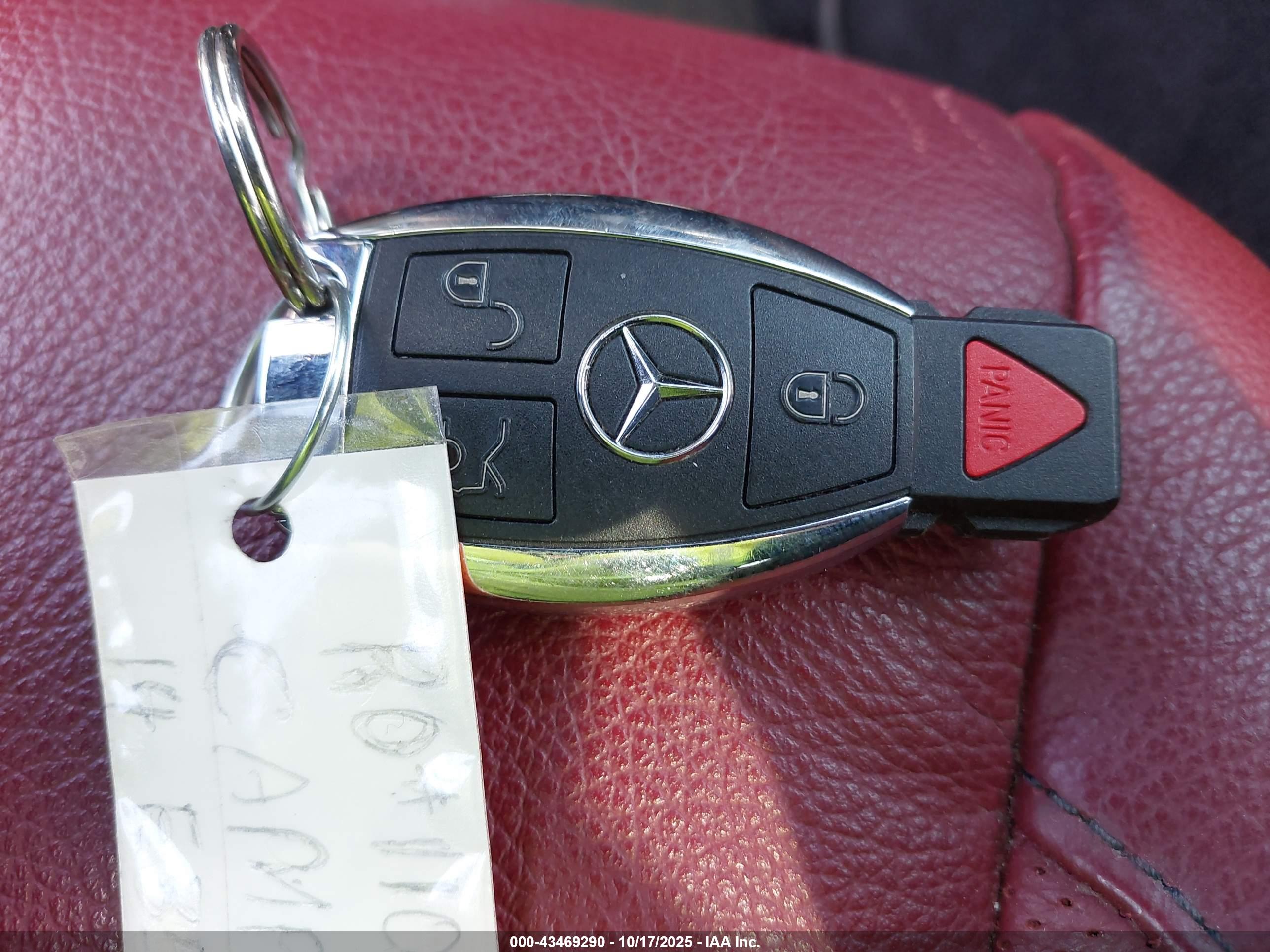 MERCEDES-BENZ E image 11