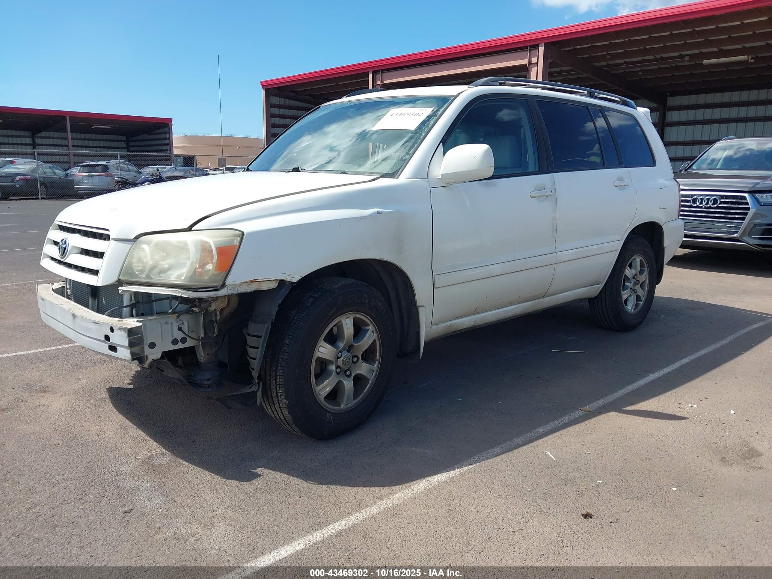 TOYOTA HIGHLANDER image 2