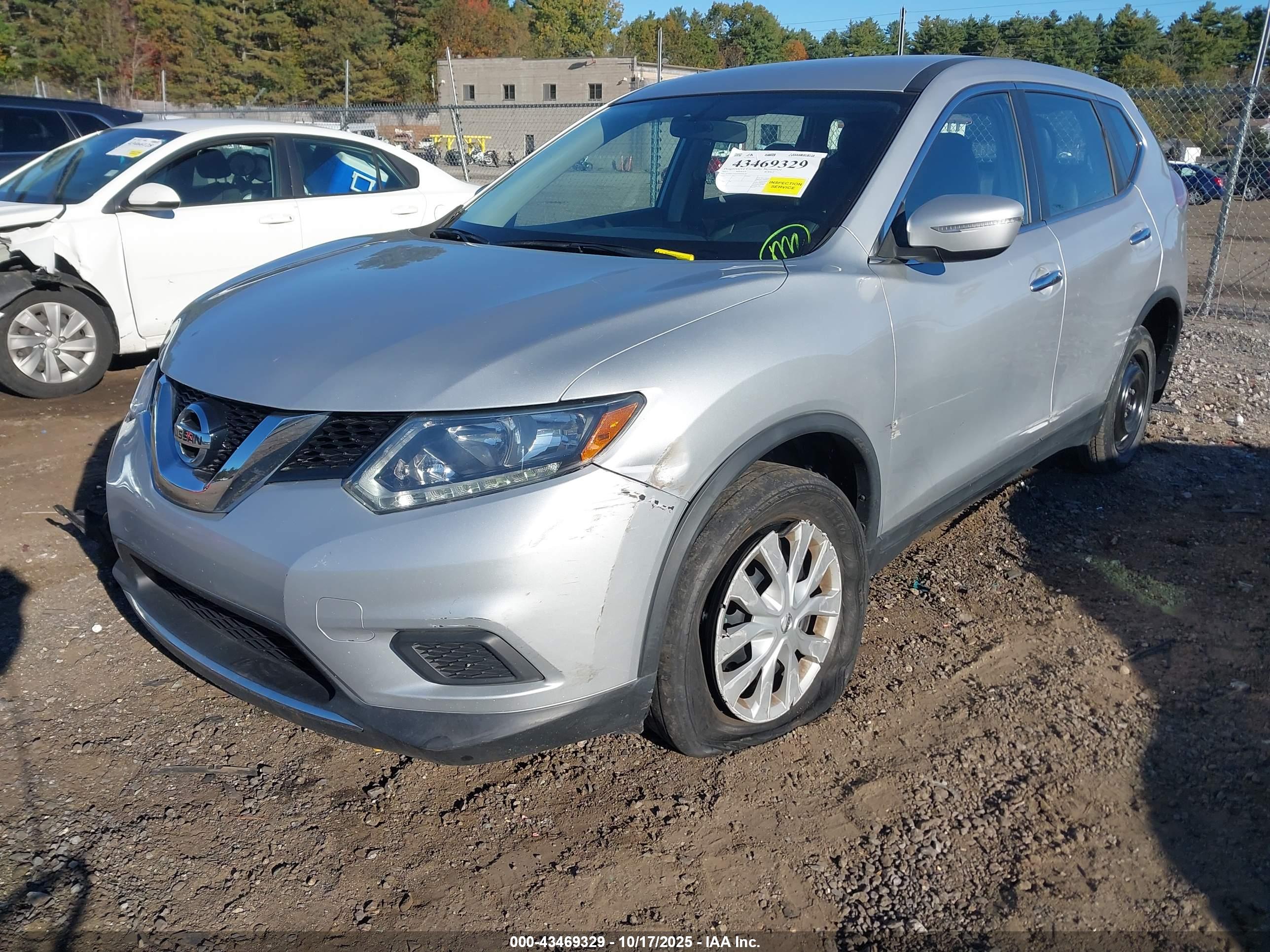 NISSAN ROGUE image 2