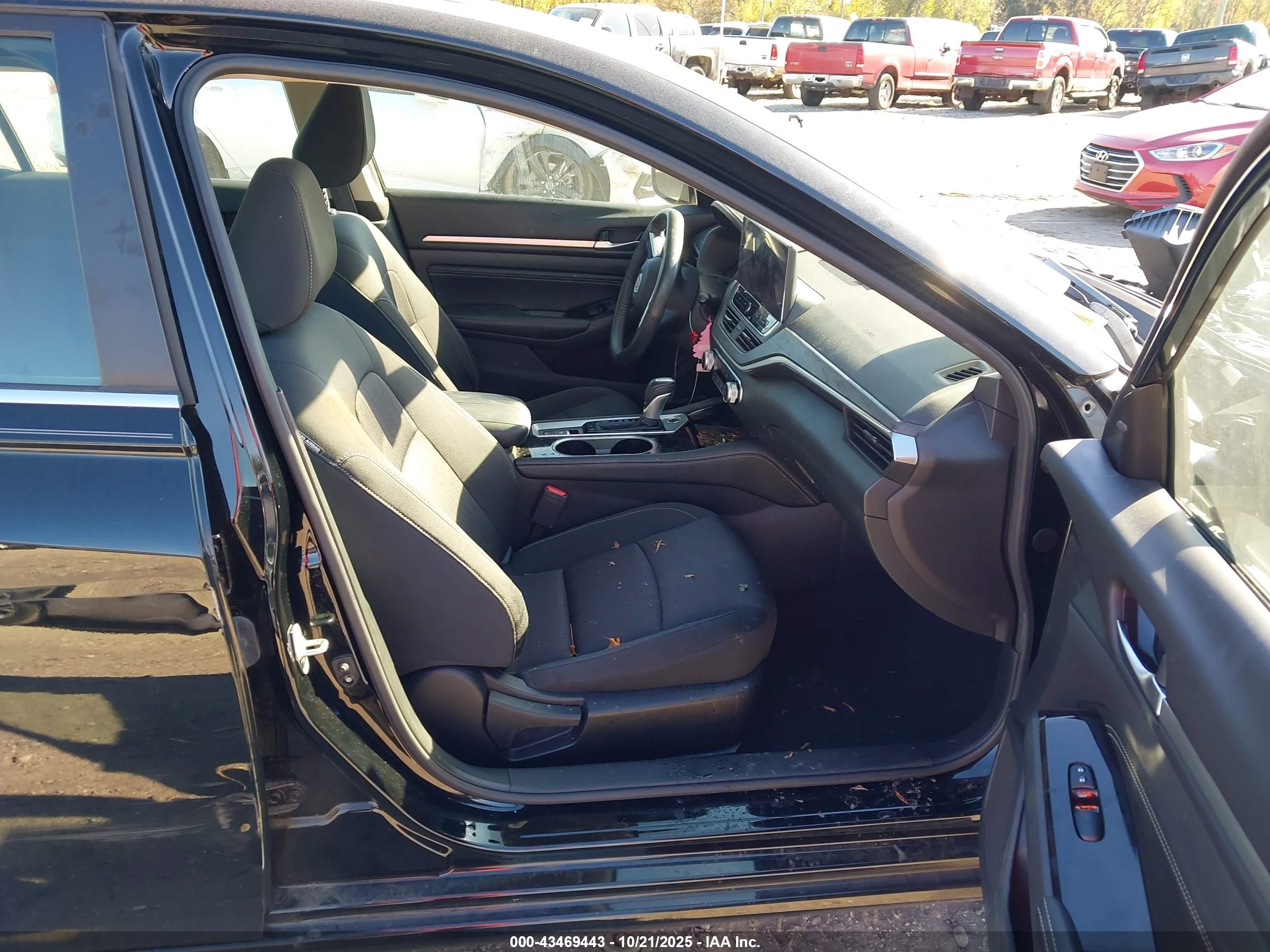 NISSAN ALTIMA image 5