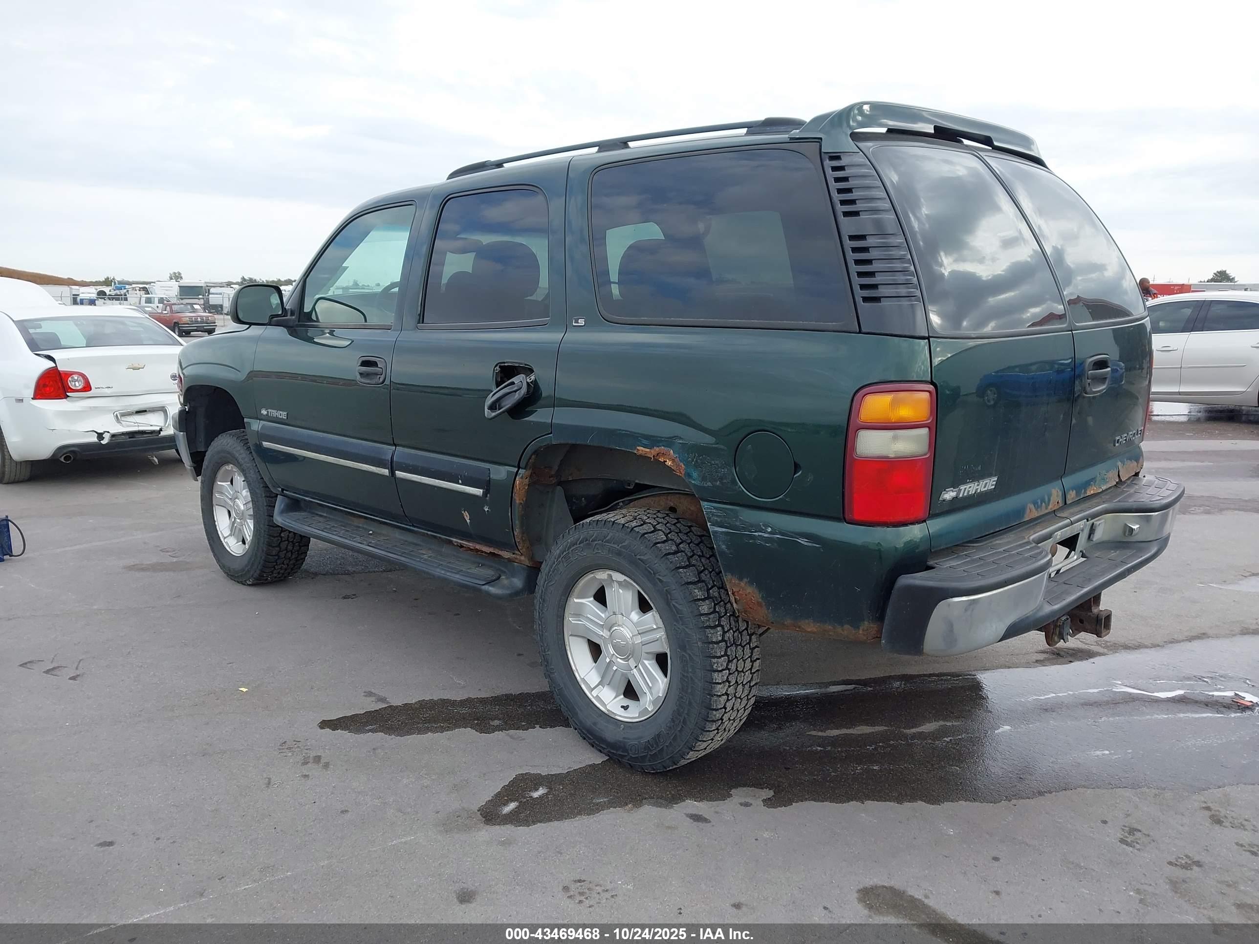 CHEVROLET TAHOE image 3