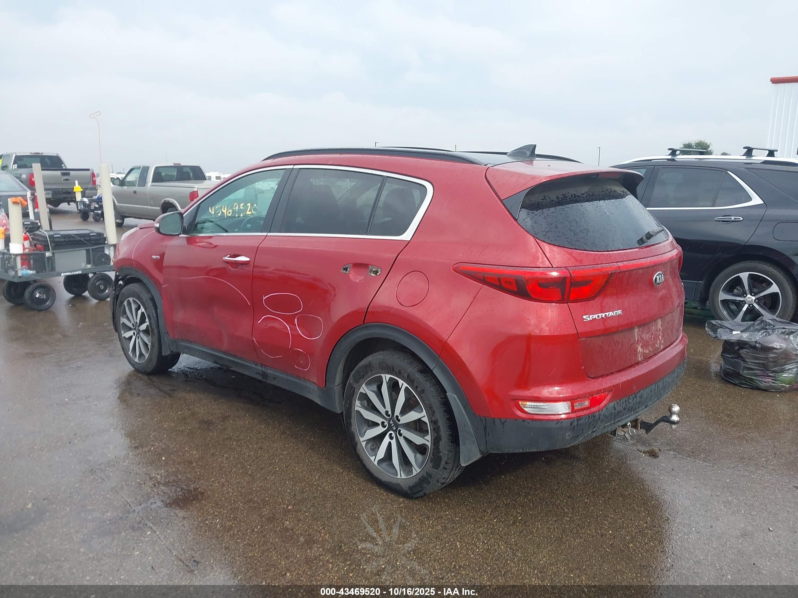 KIA SPORTAGE image 3