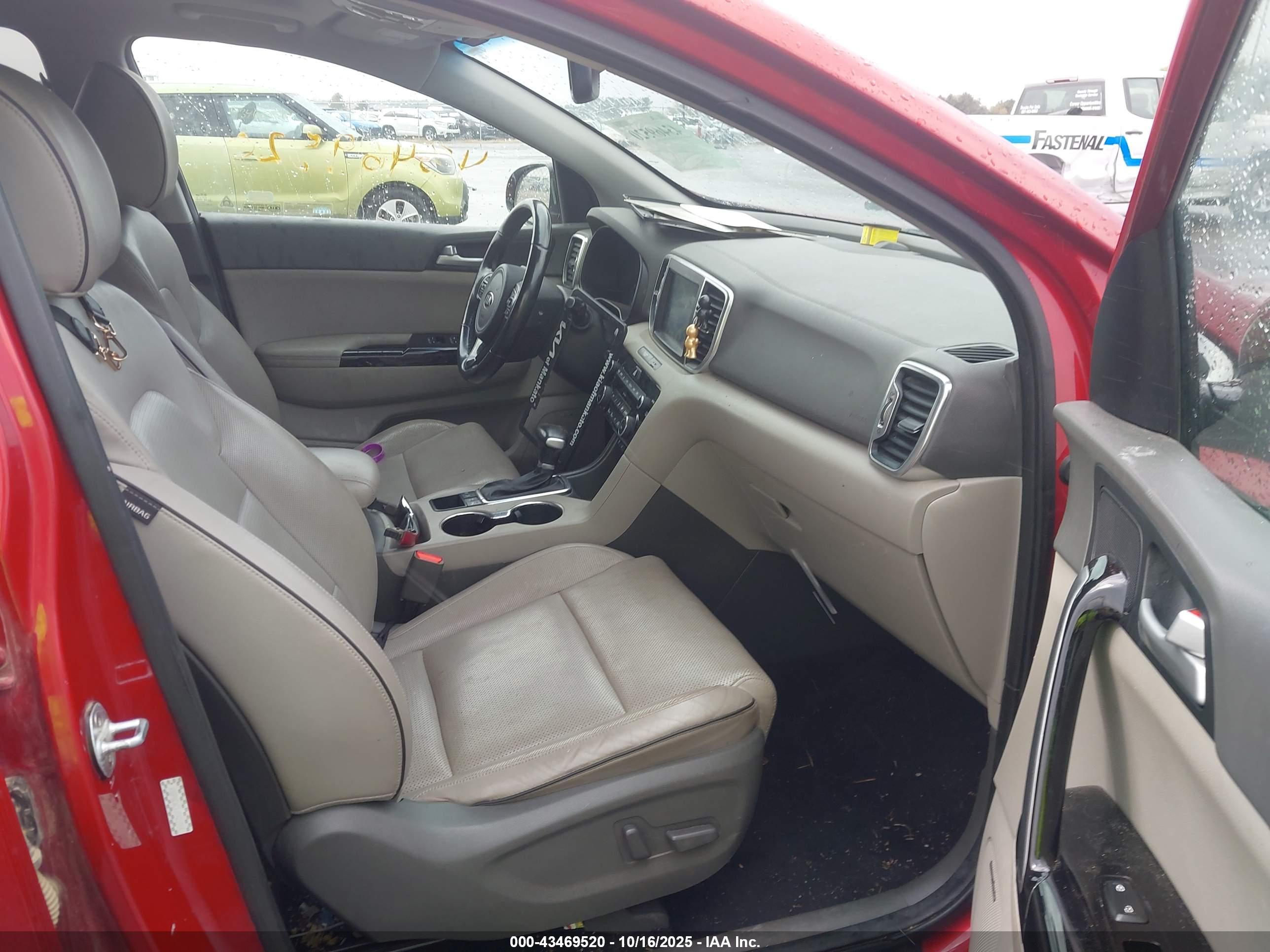 KIA SPORTAGE image 5