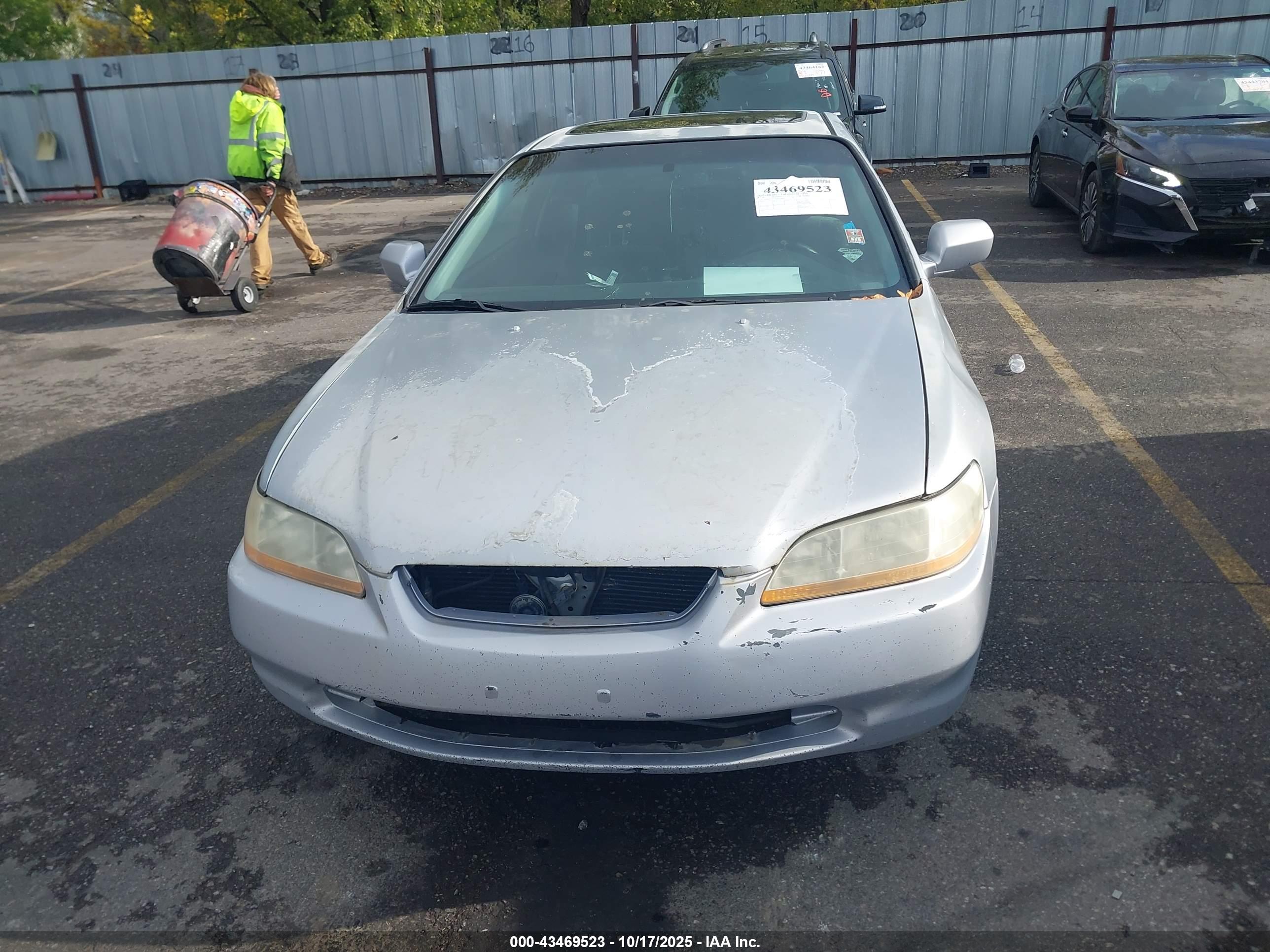 HONDA ACCORD image 6