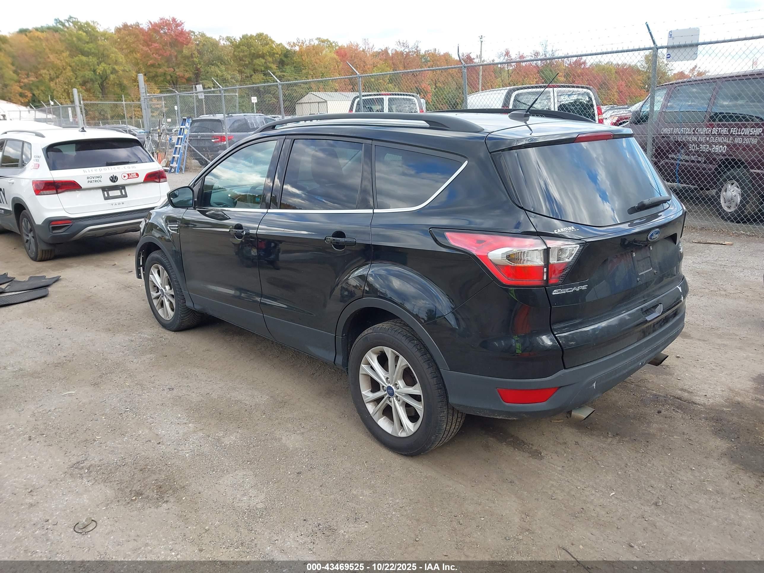 FORD ESCAPE image 3