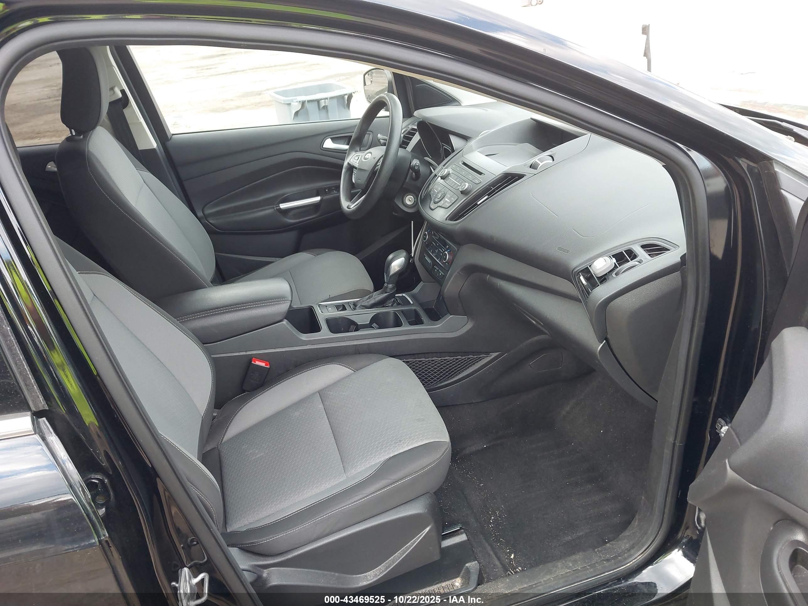 FORD ESCAPE image 5
