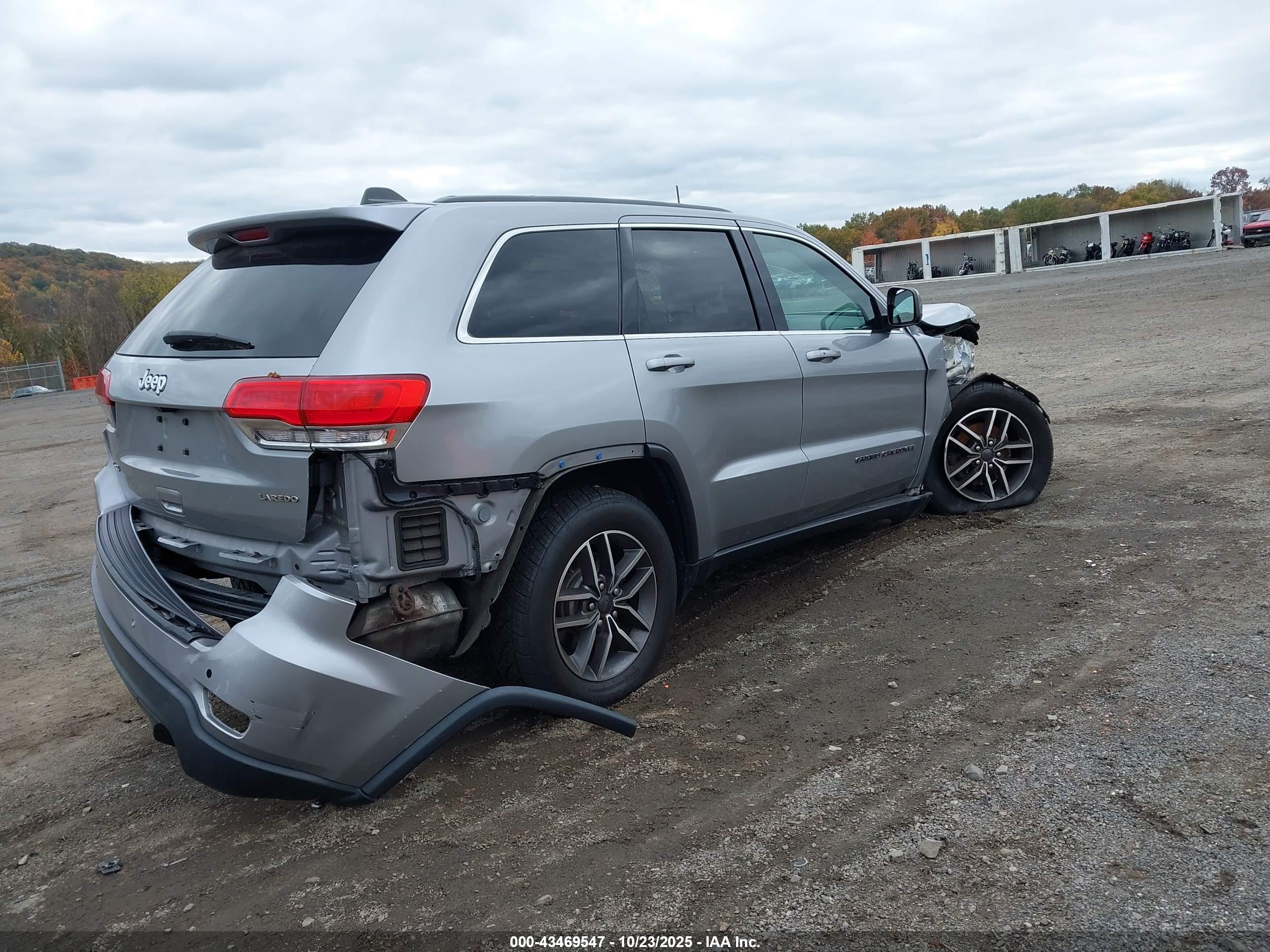 JEEP GRAND image 4