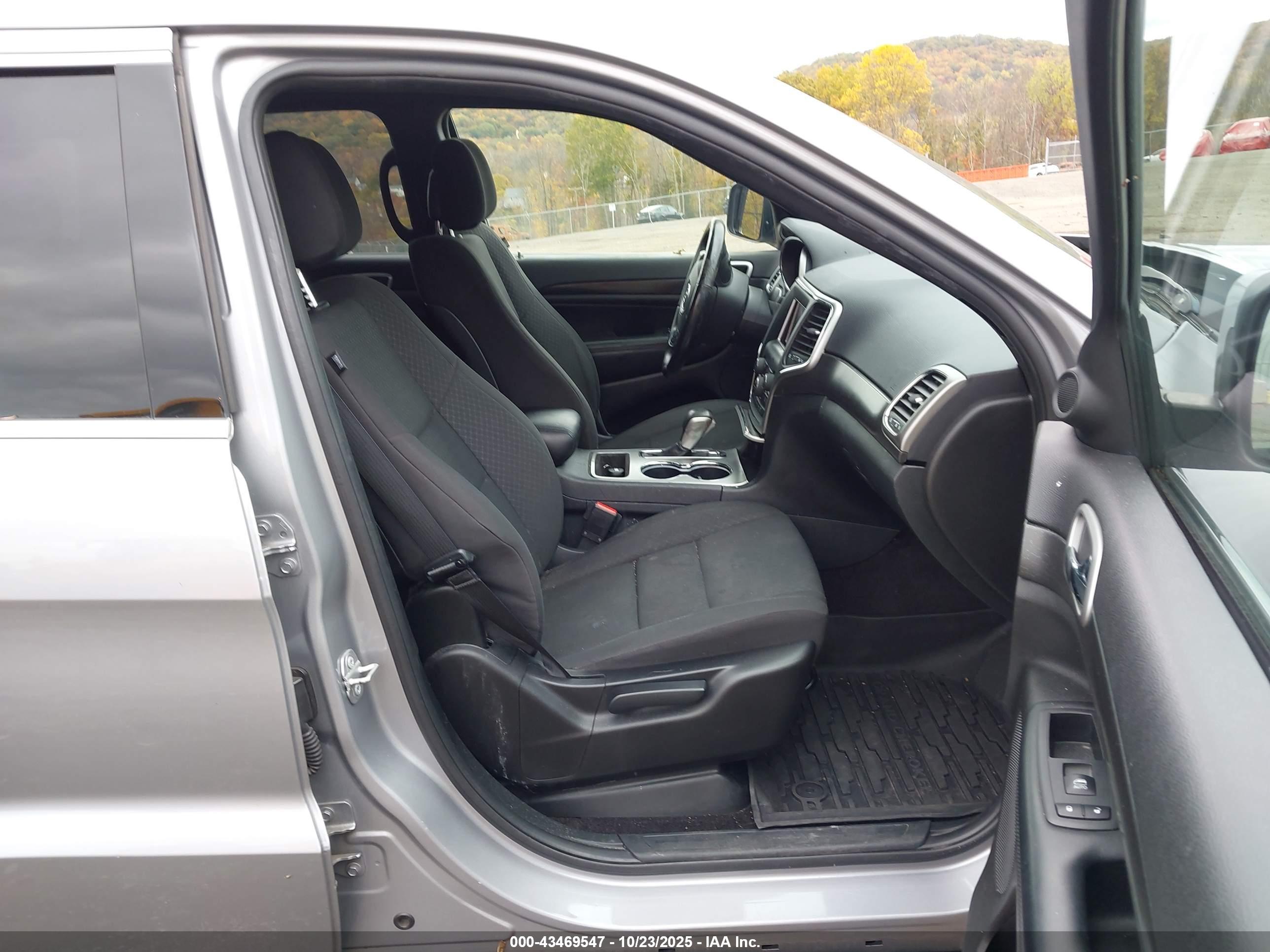 JEEP GRAND image 5