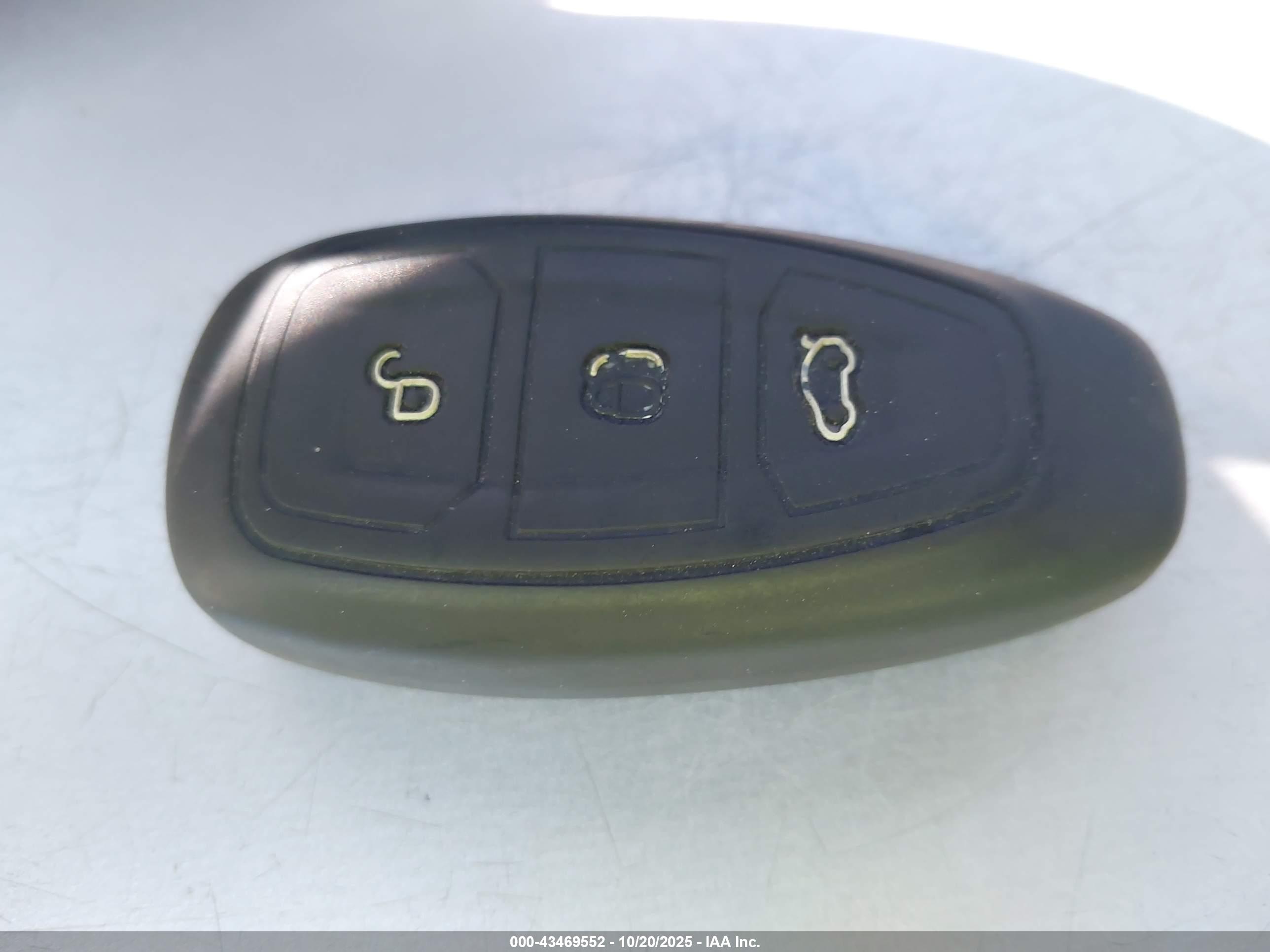 FORD FOCUS image 11
