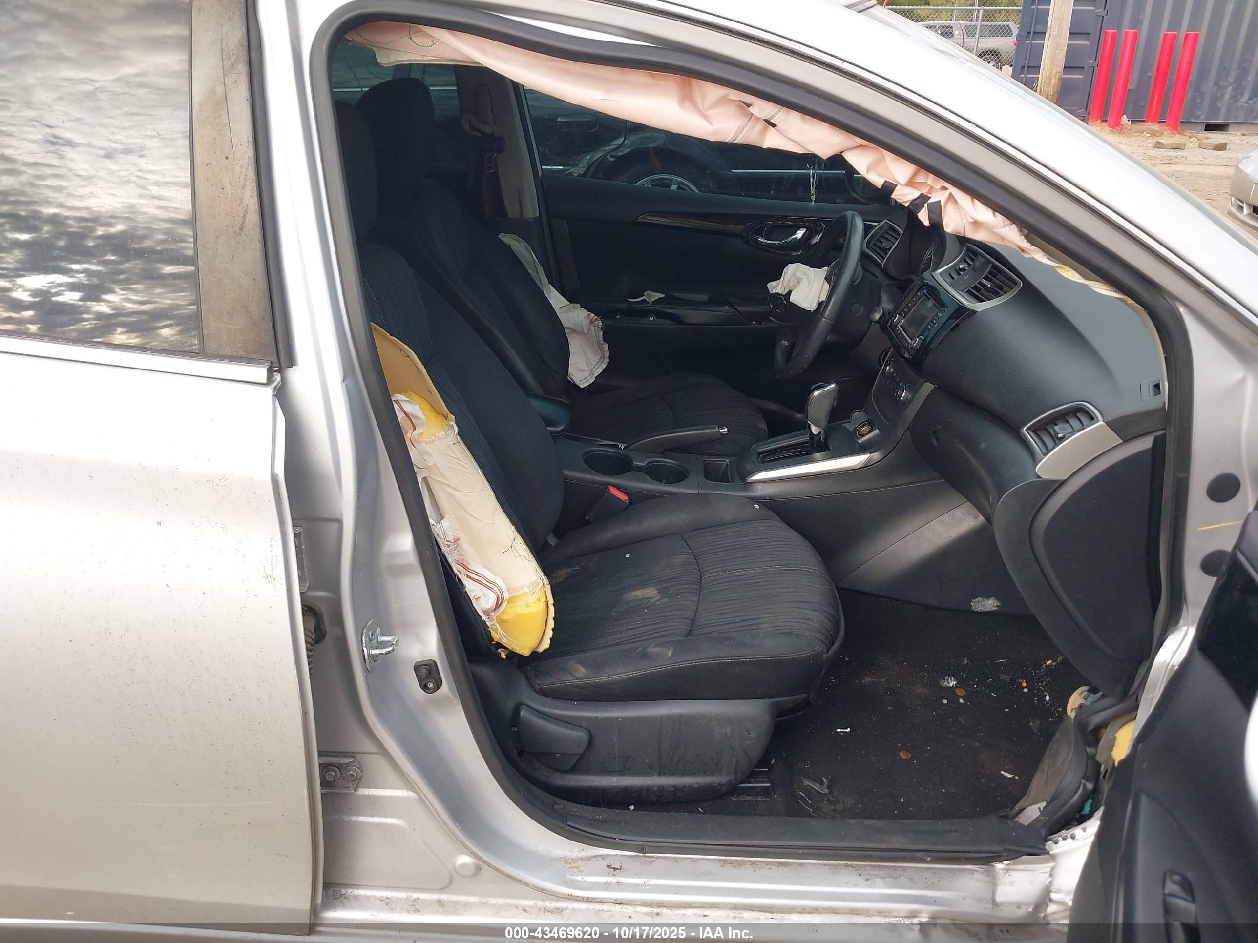 NISSAN SENTRA image 5