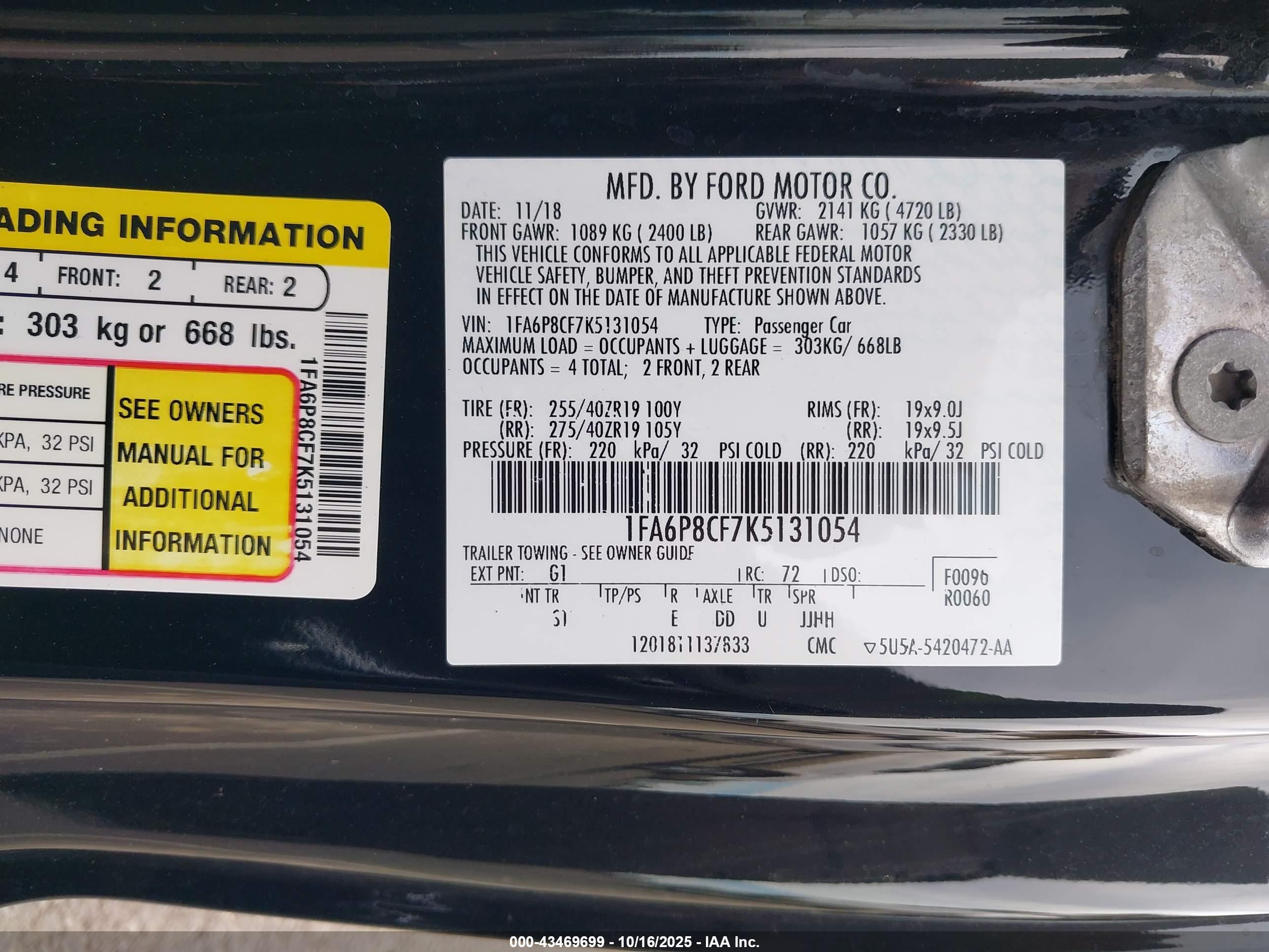 FORD MUSTANG image 9