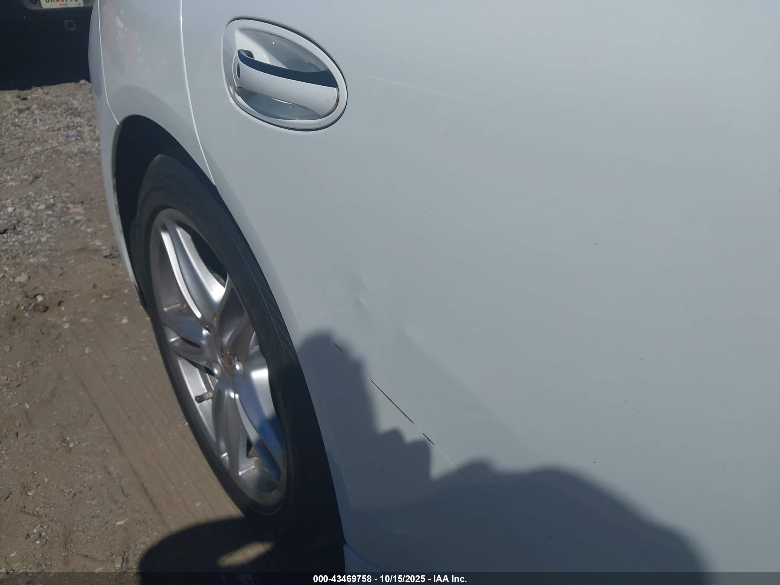 PORSCHE PANAMERA image 6