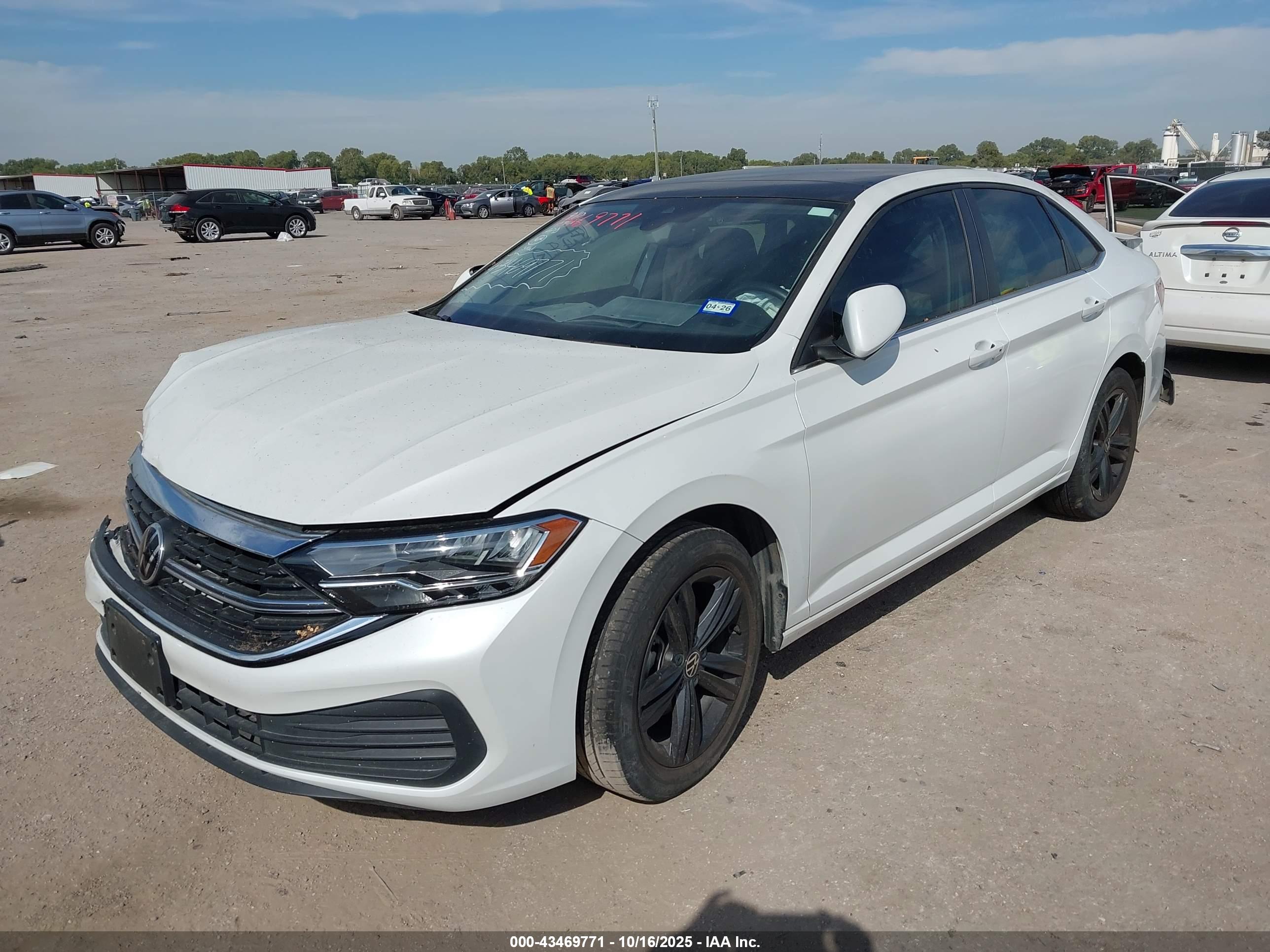 VOLKSWAGEN JETTA image 2