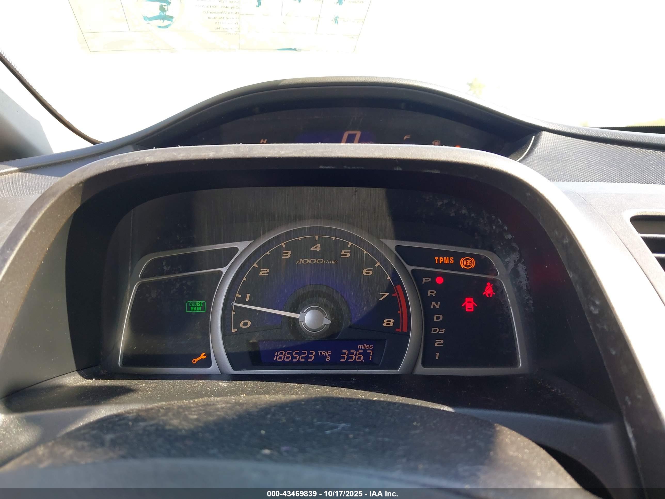 HONDA CIVIC image 7