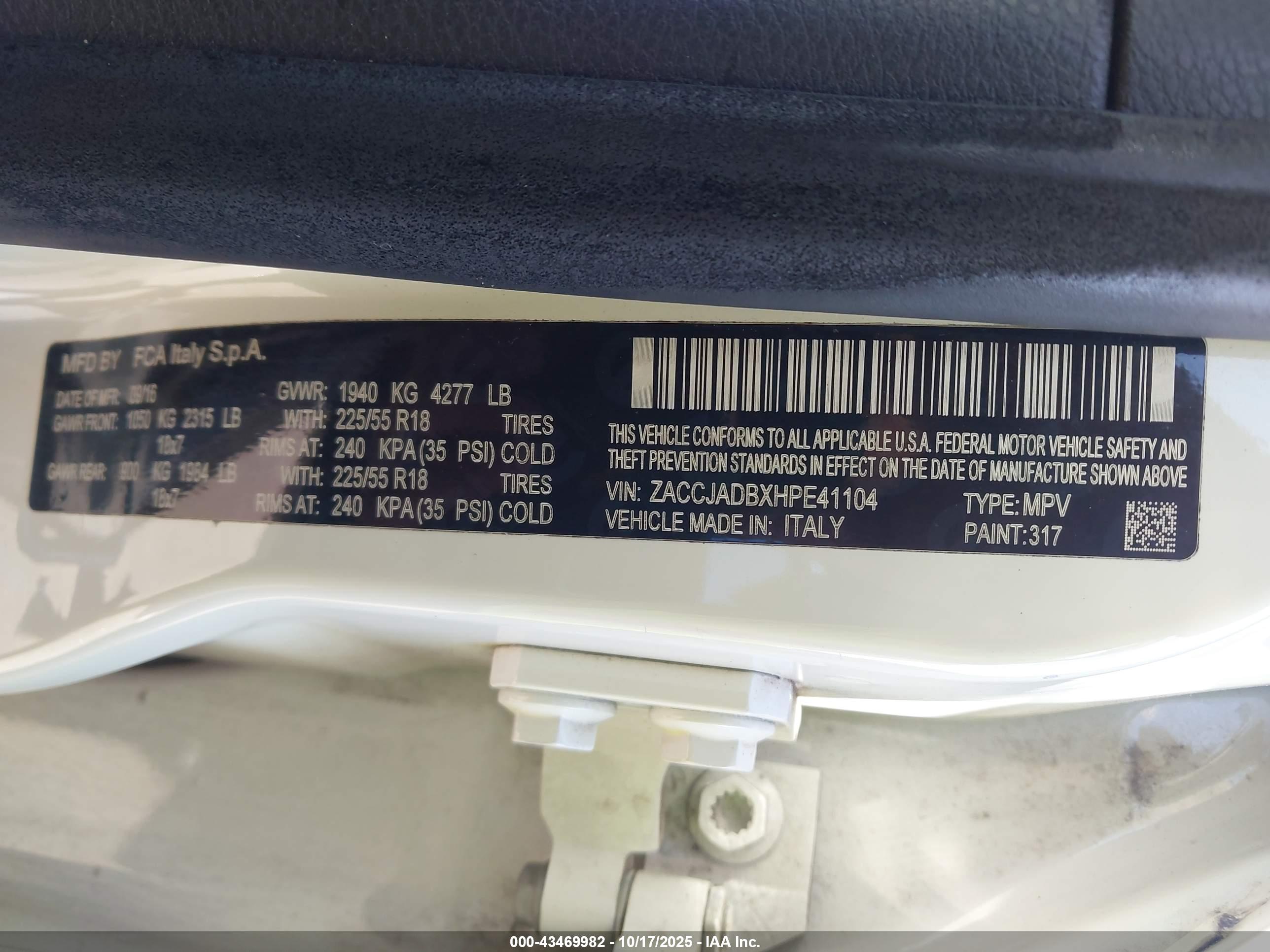 JEEP RENEGADE image 9