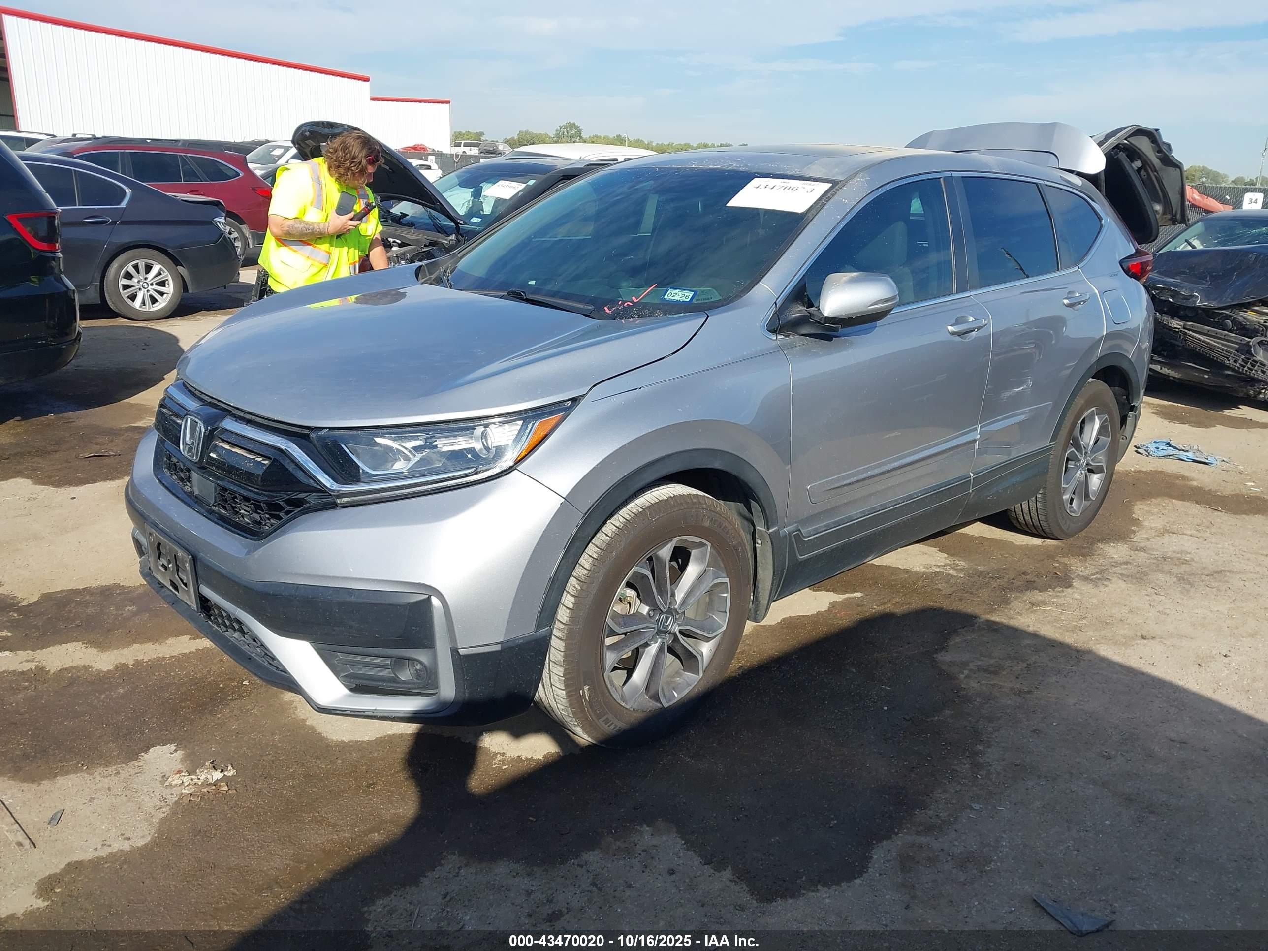 HONDA CR-V image 2