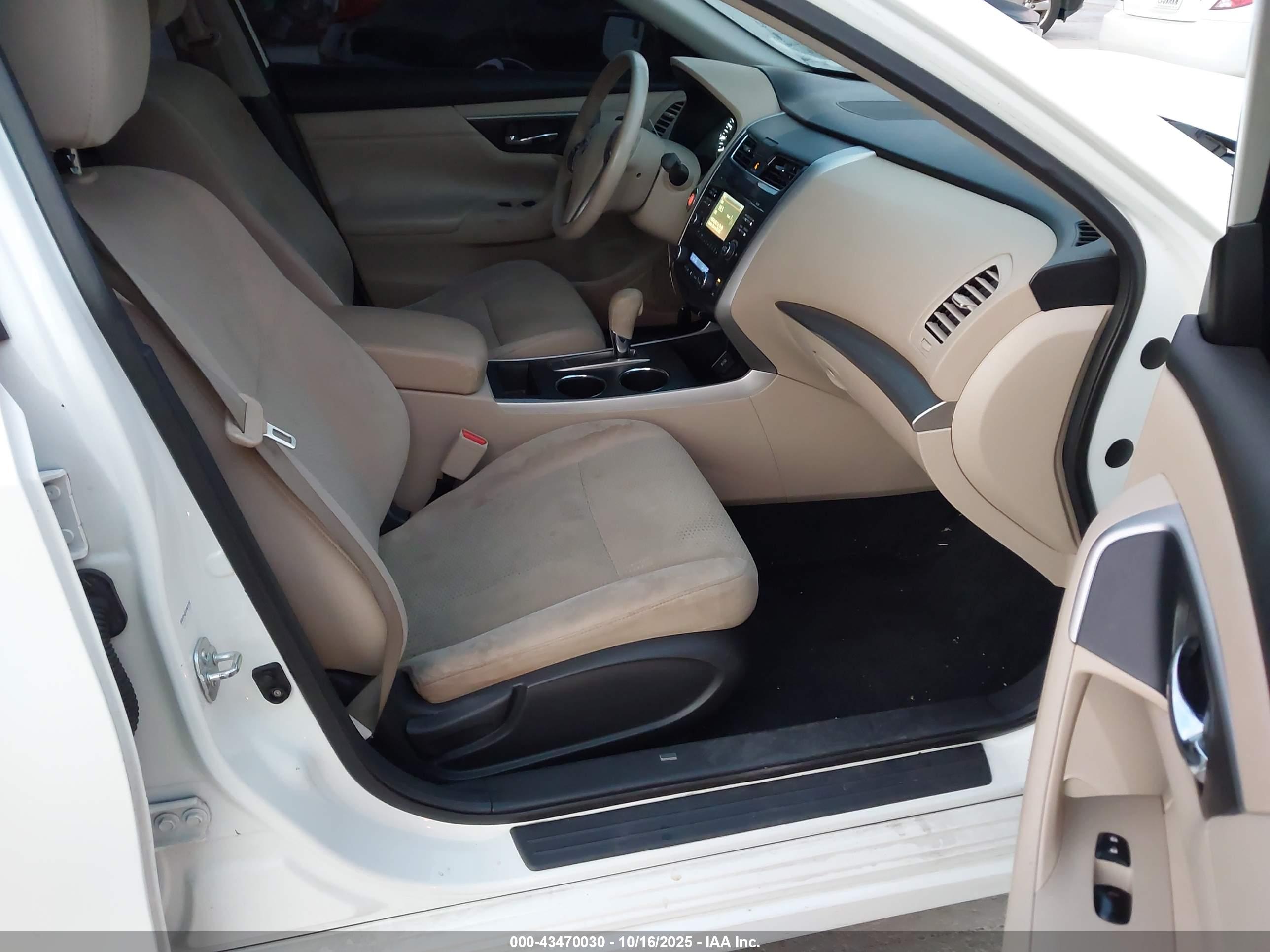 NISSAN ALTIMA image 5