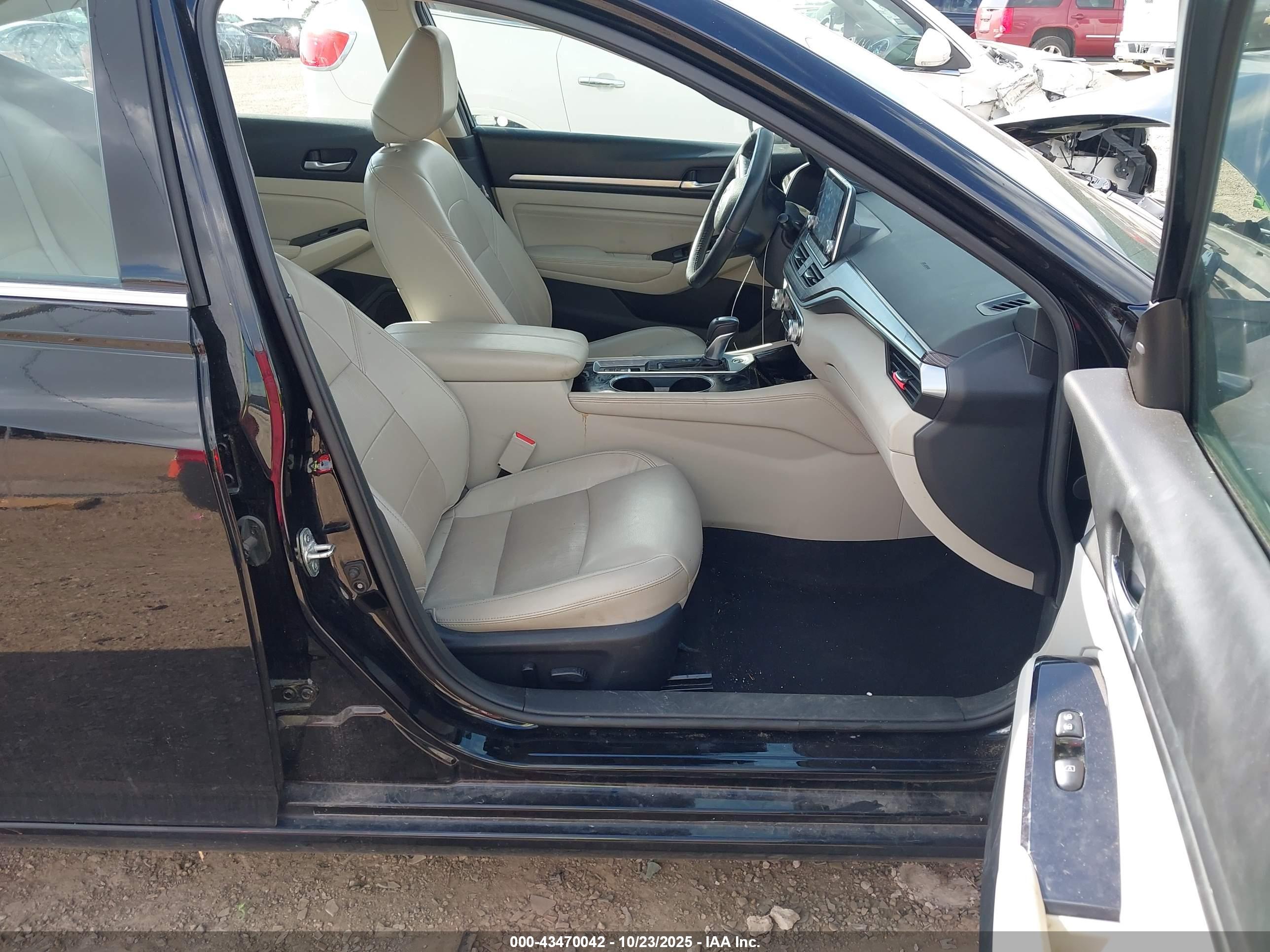 NISSAN ALTIMA image 5