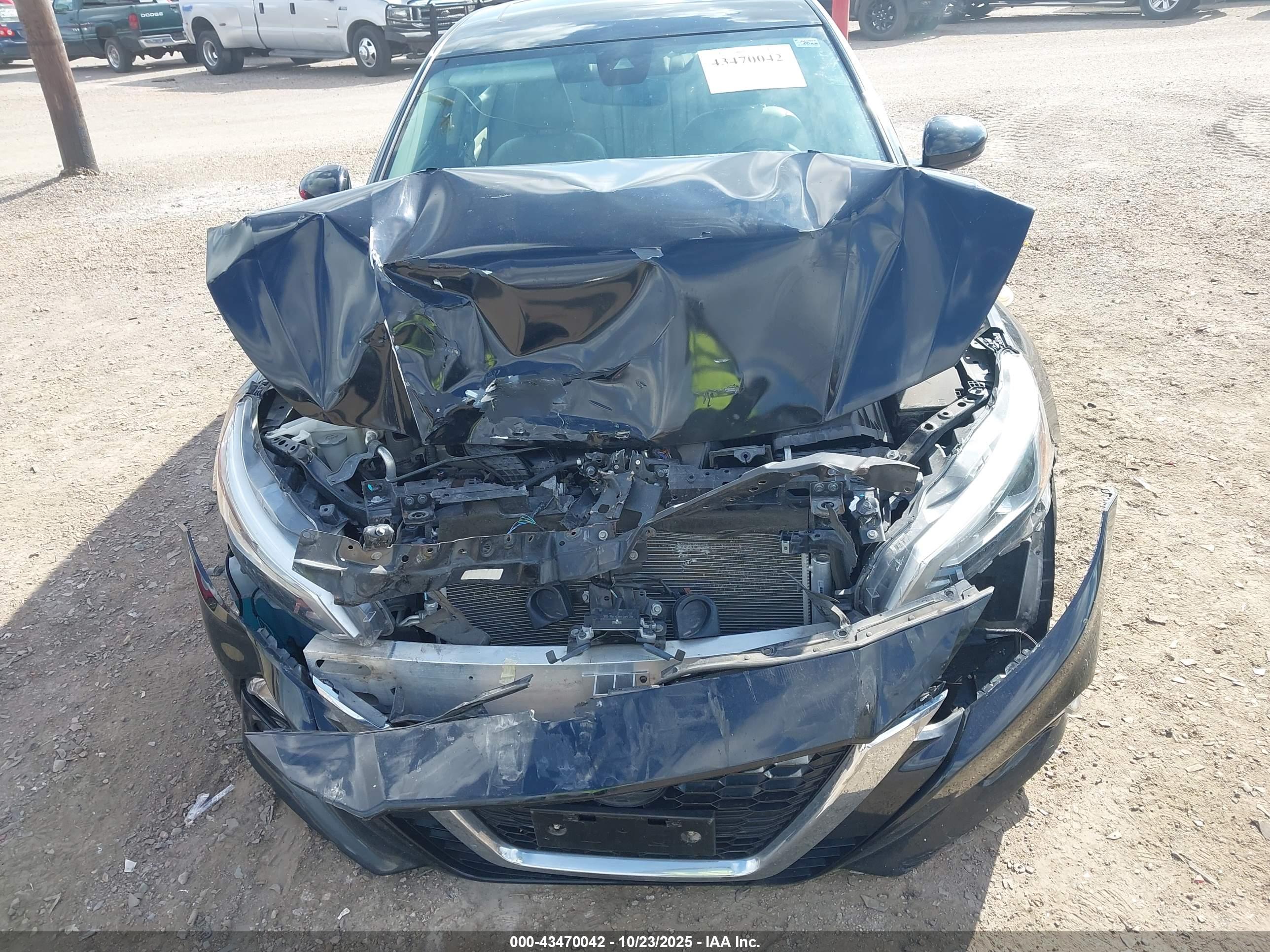 NISSAN ALTIMA image 6