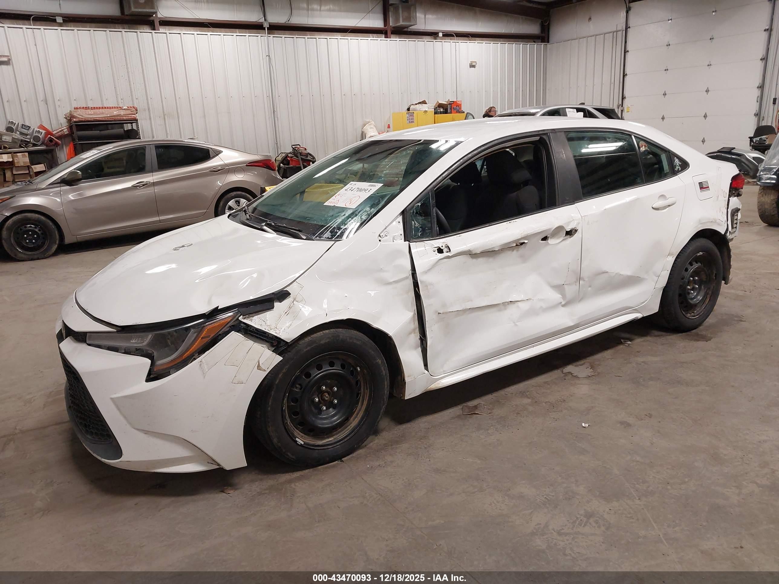 TOYOTA COROLLA image 2