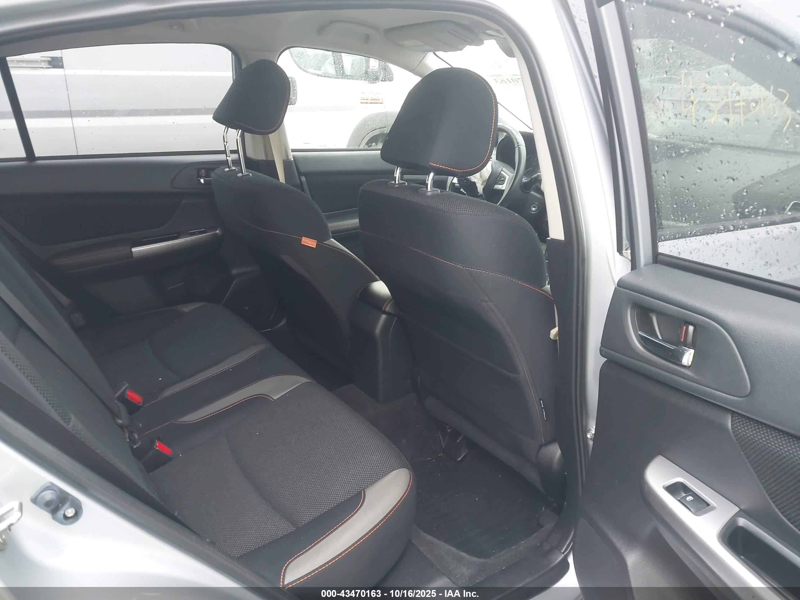 SUBARU CROSSTREK image 8