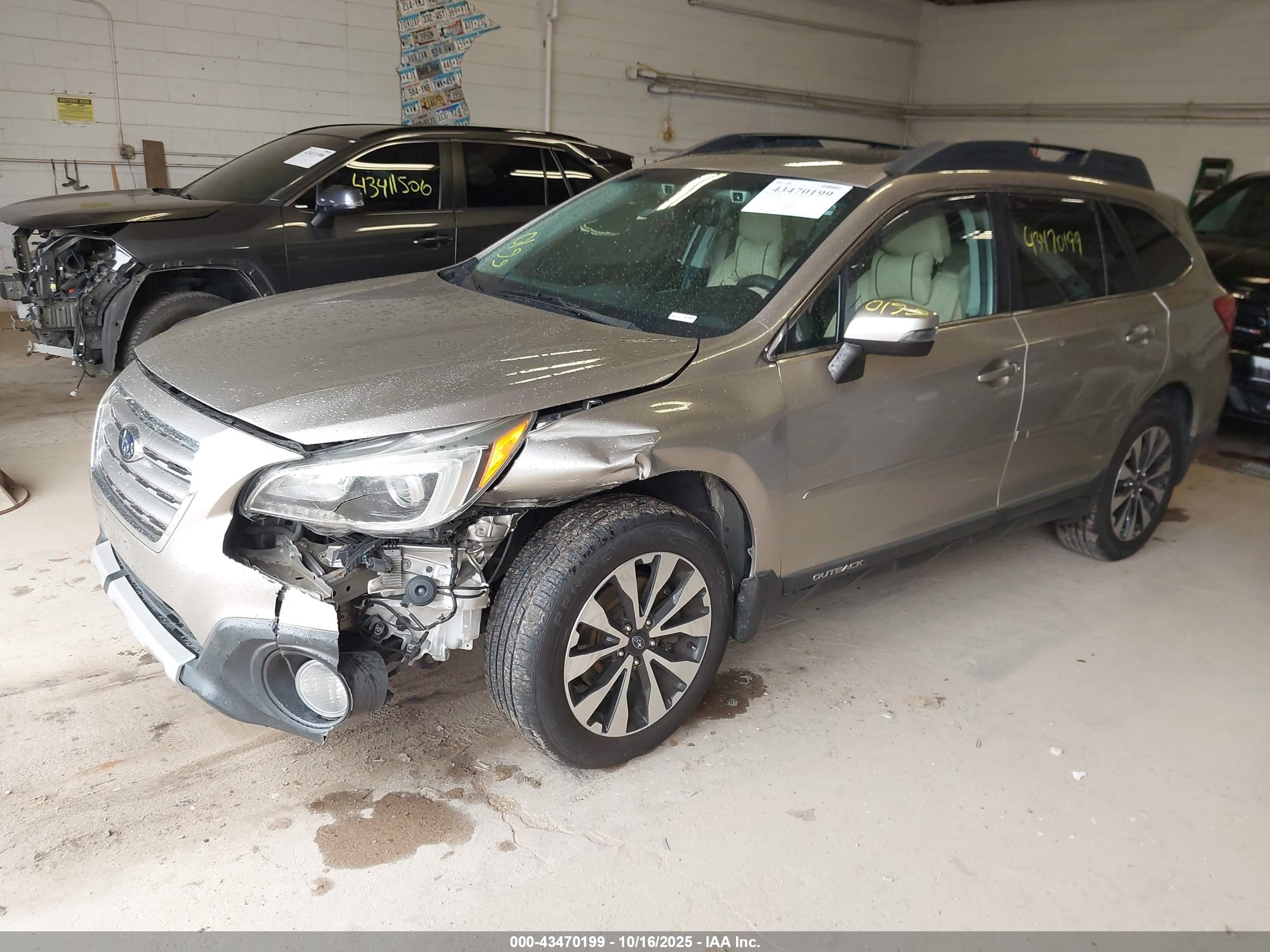 SUBARU OUTBACK image 2