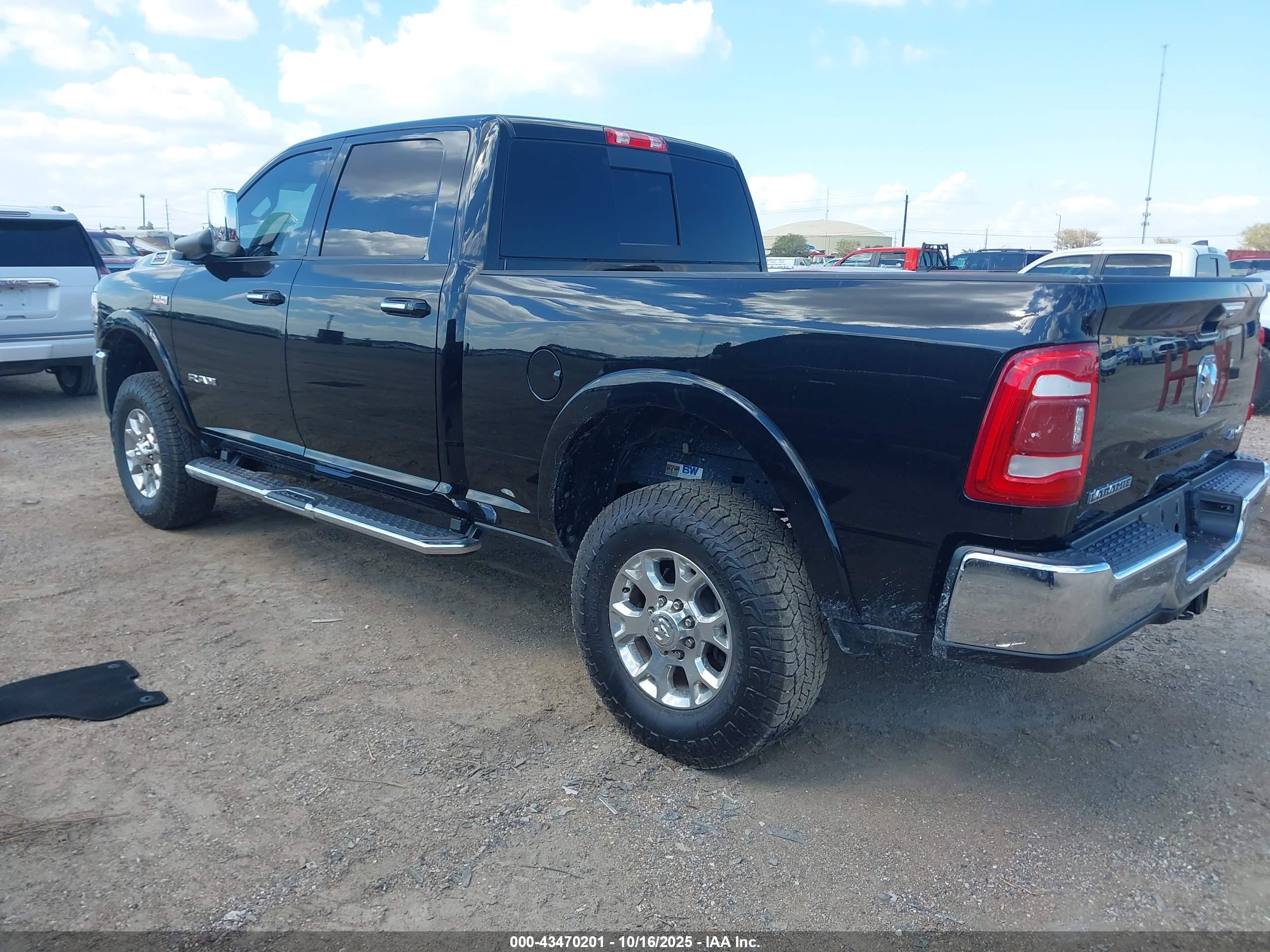 RAM 2500 image 3