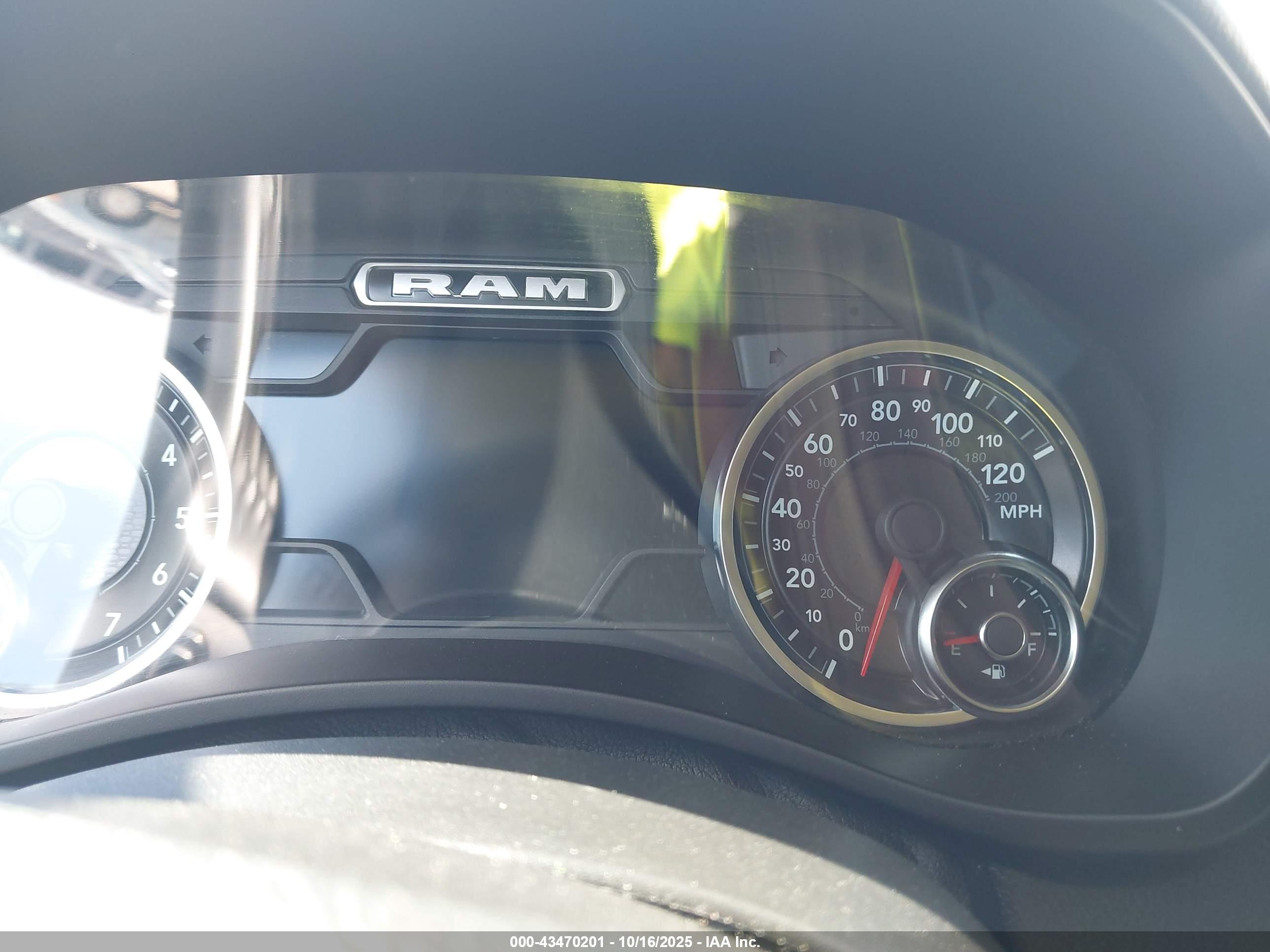 RAM 2500 image 7