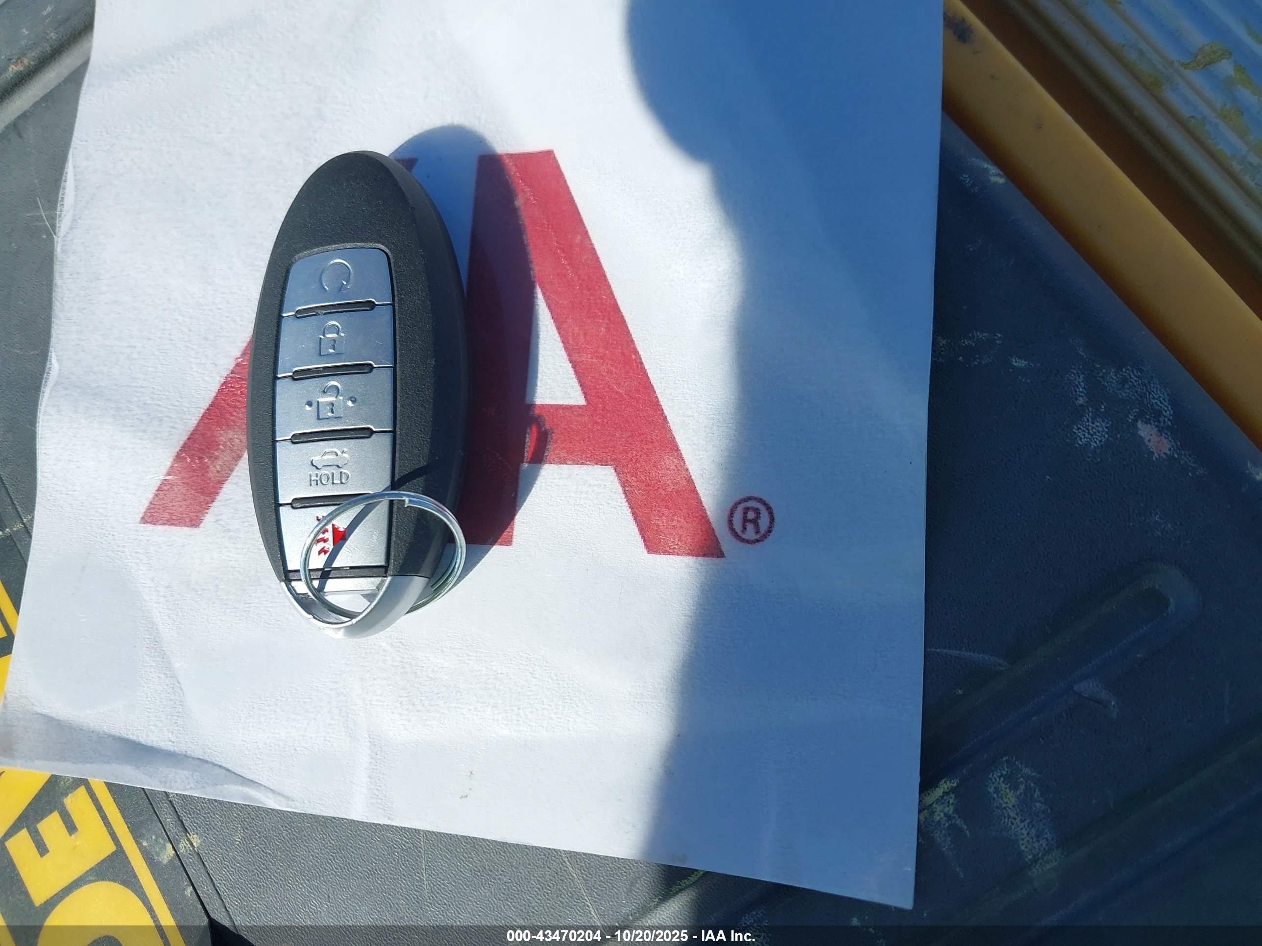 INFINITI Q60 image 11