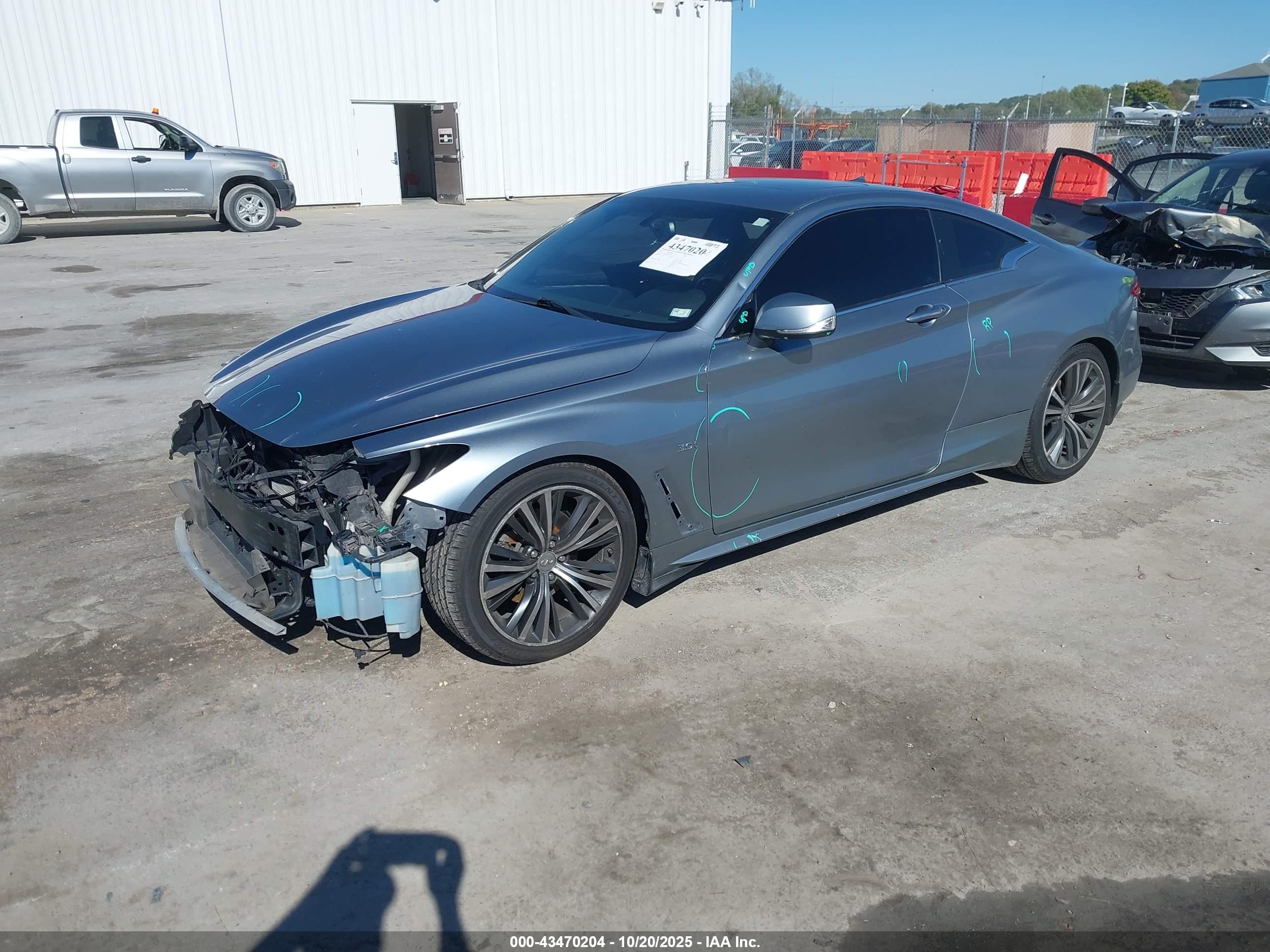 INFINITI Q60 image 2