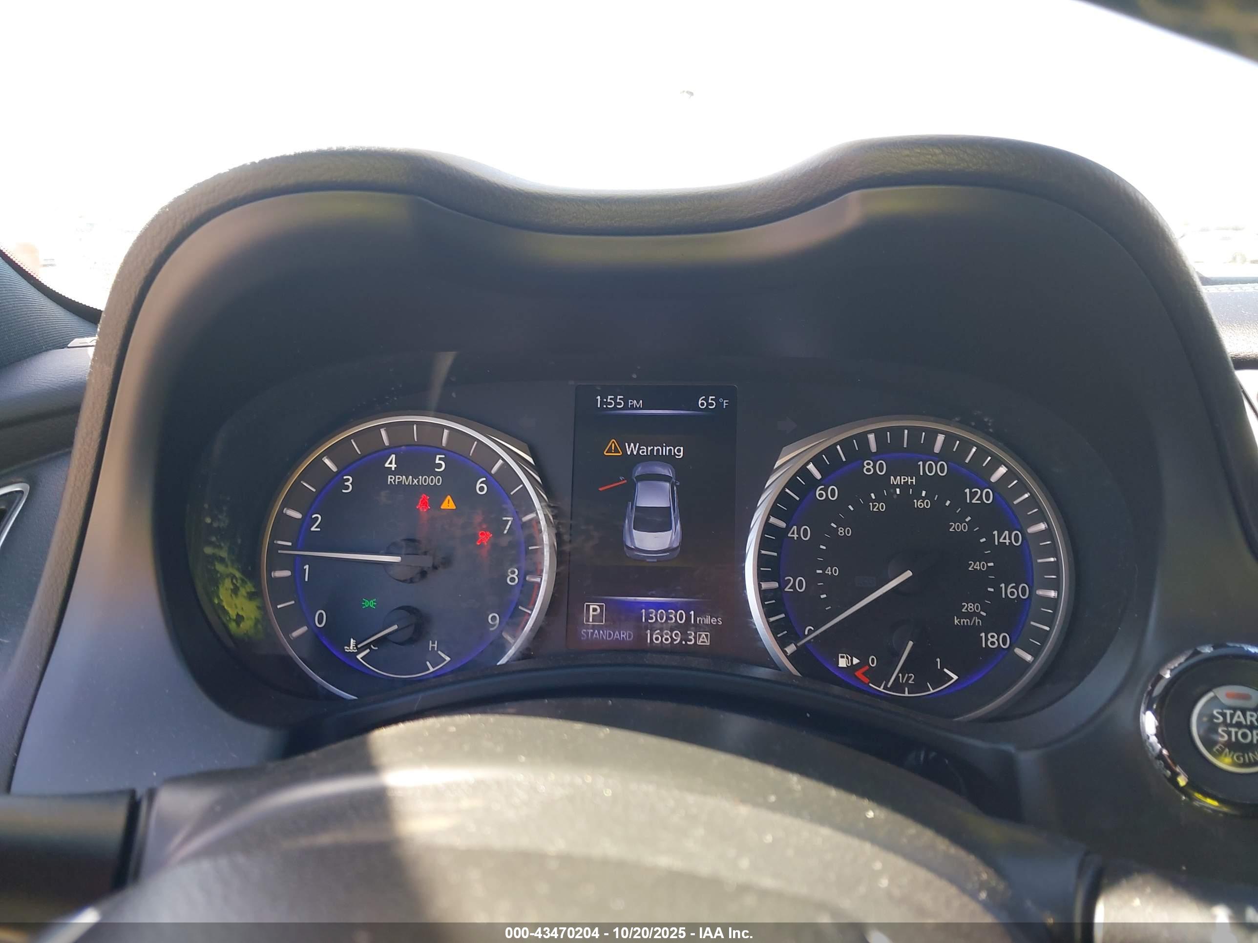 INFINITI Q60 image 7