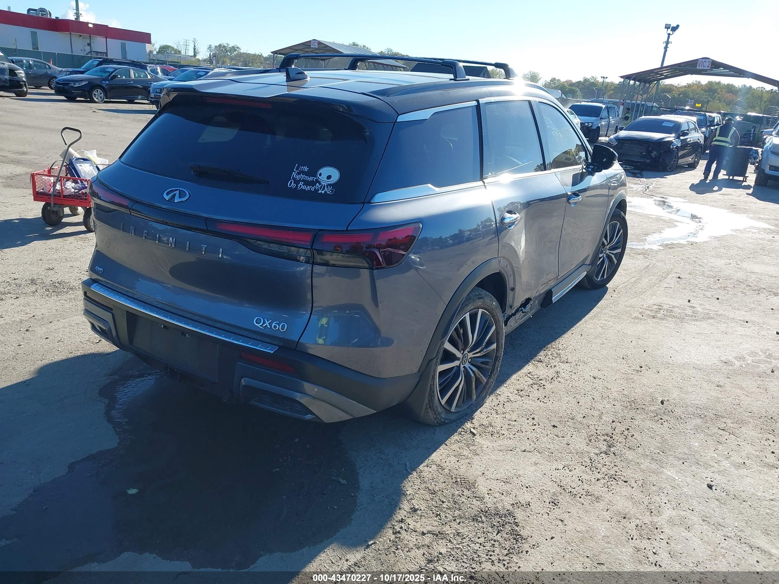 INFINITI QX60 image 4