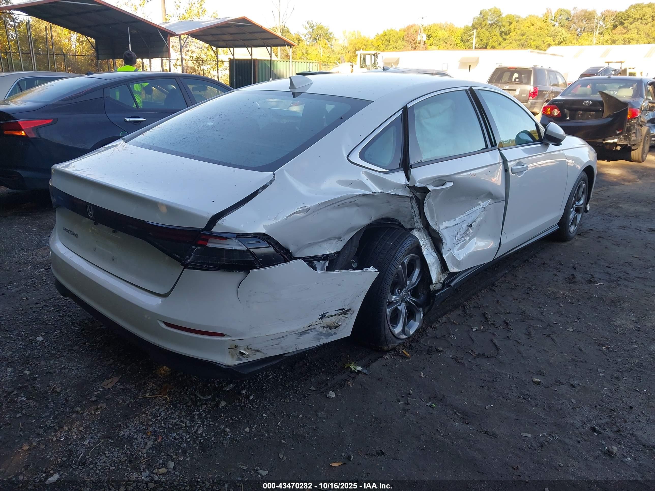 HONDA ACCORD image 4