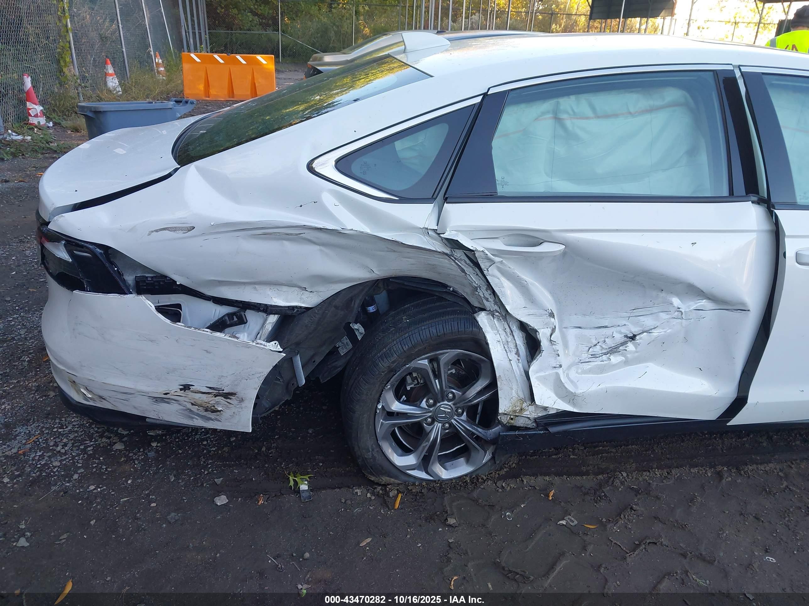 HONDA ACCORD image 6