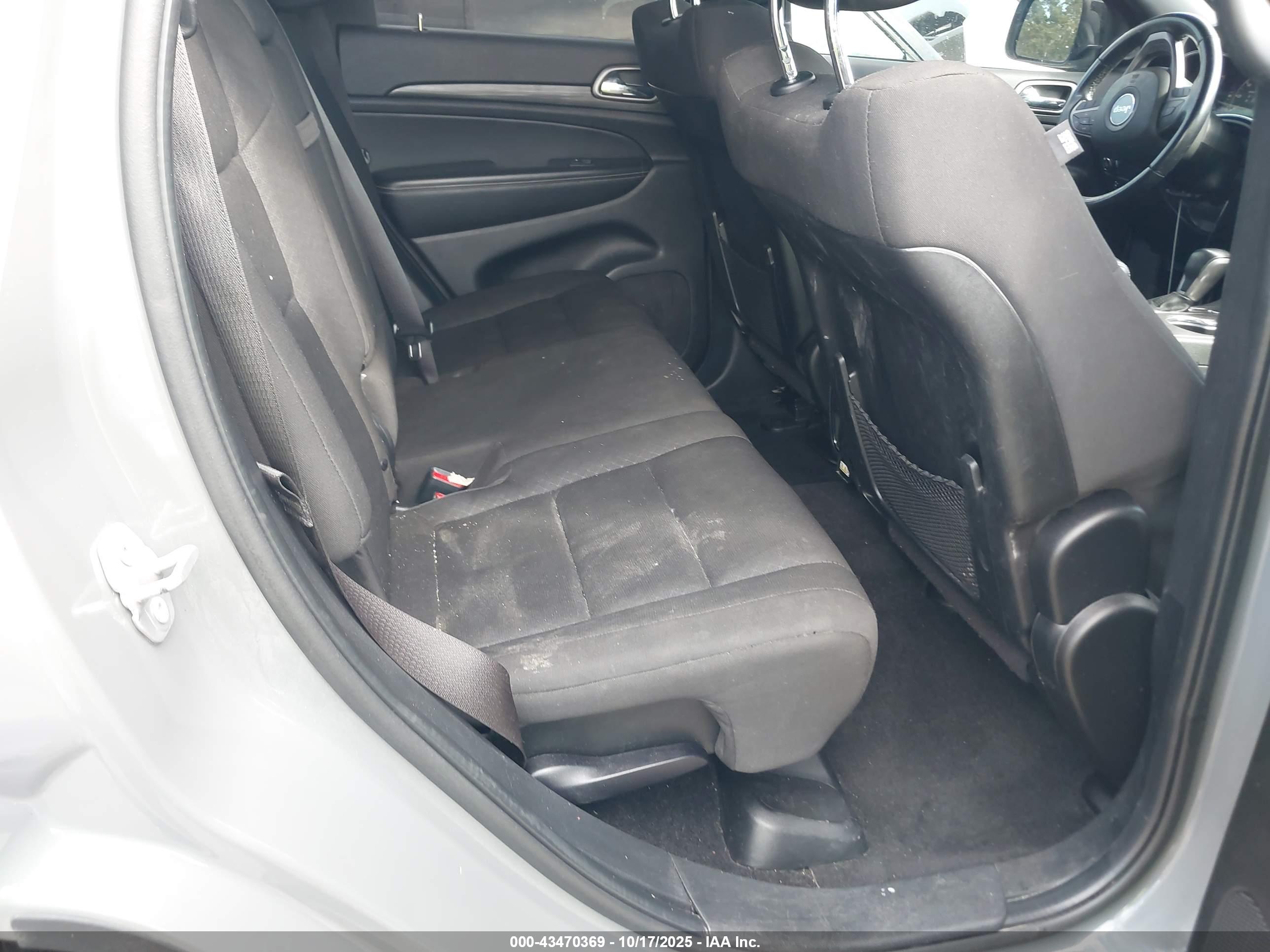 JEEP GRAND image 8