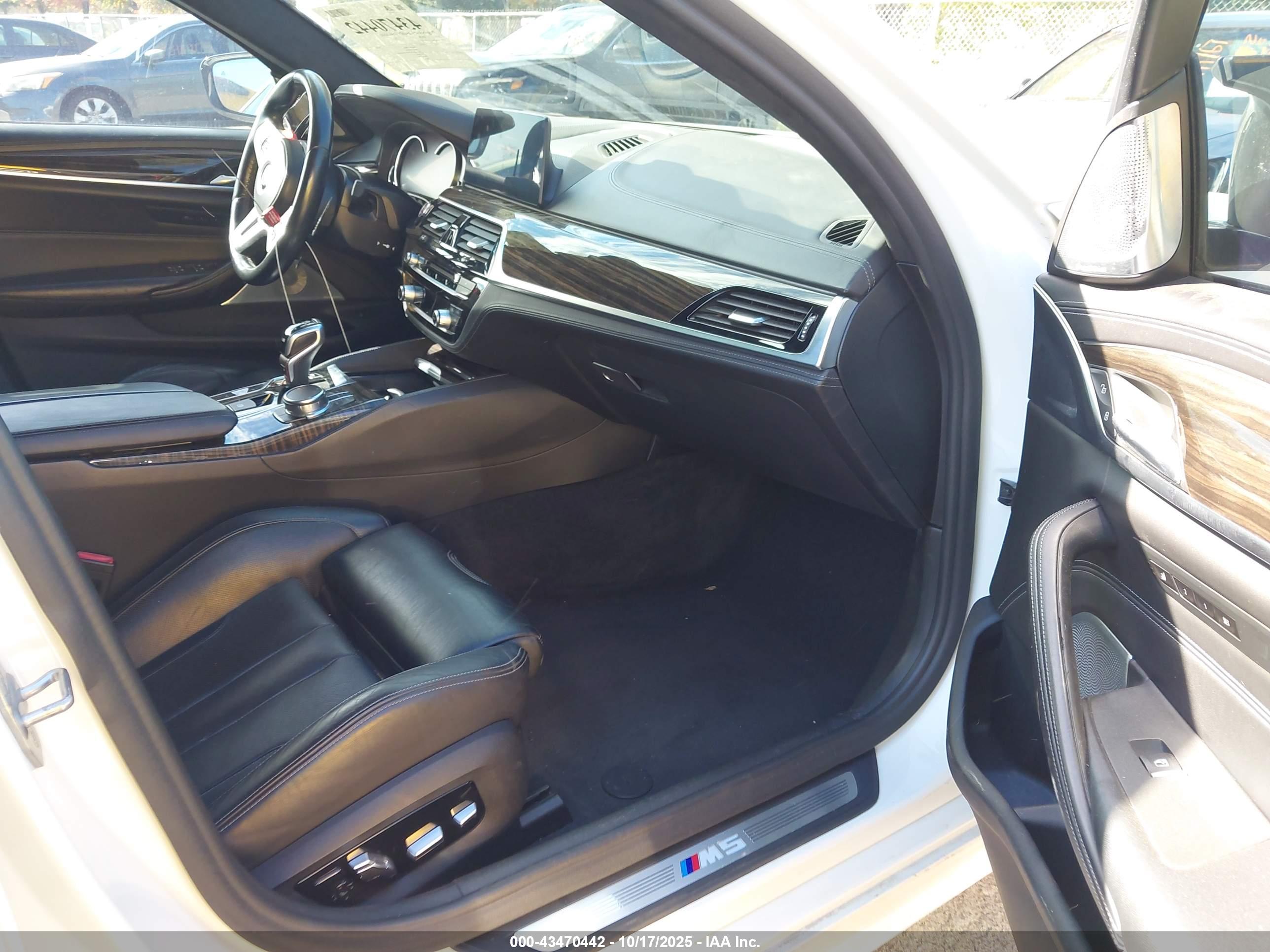 BMW M5 image 5