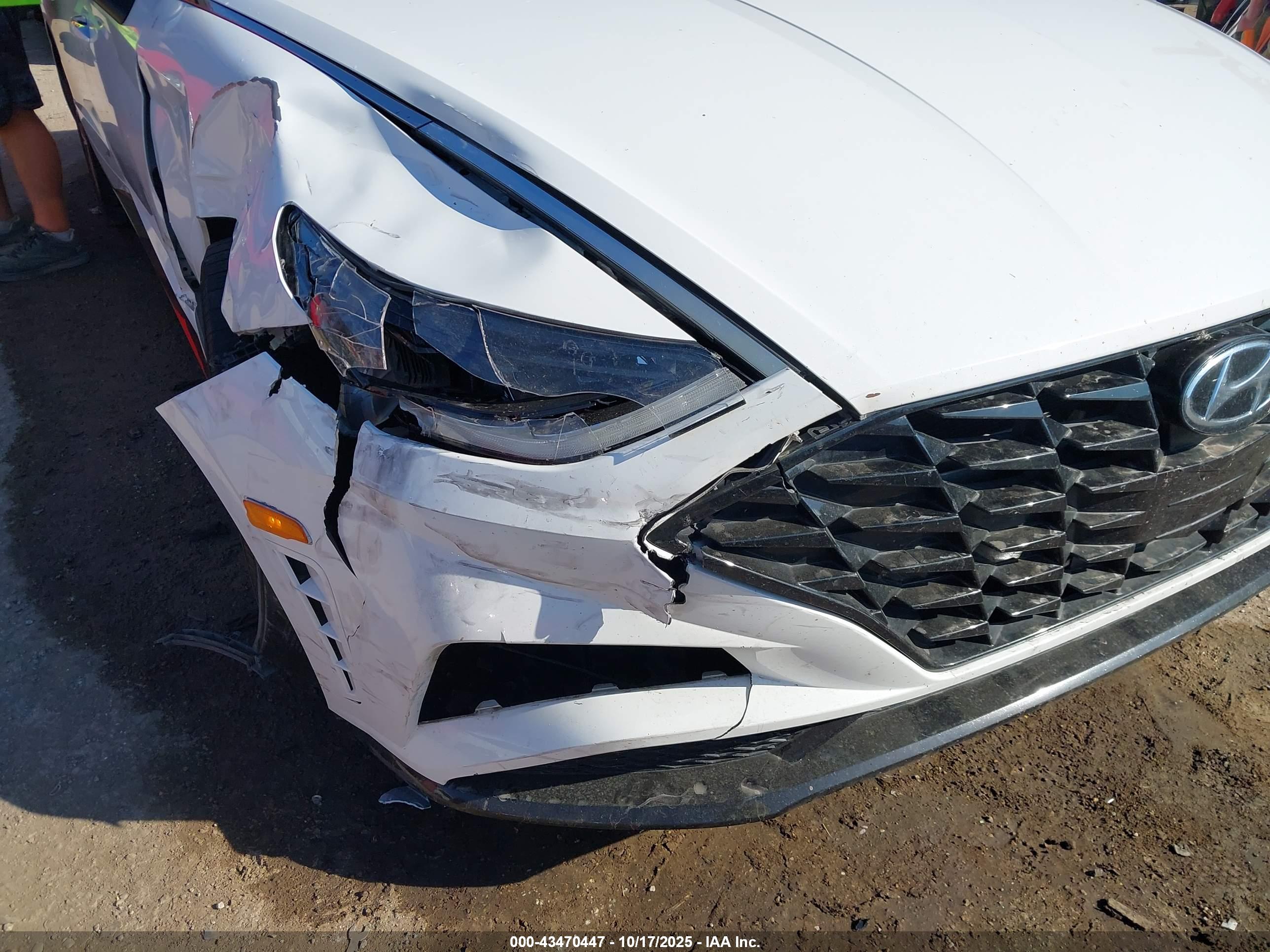 HYUNDAI SONATA image 6