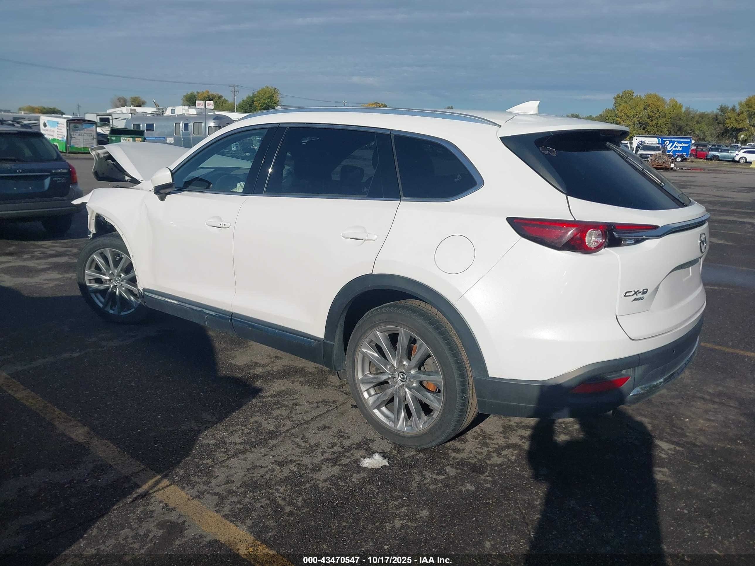 MAZDA CX-9 image 3