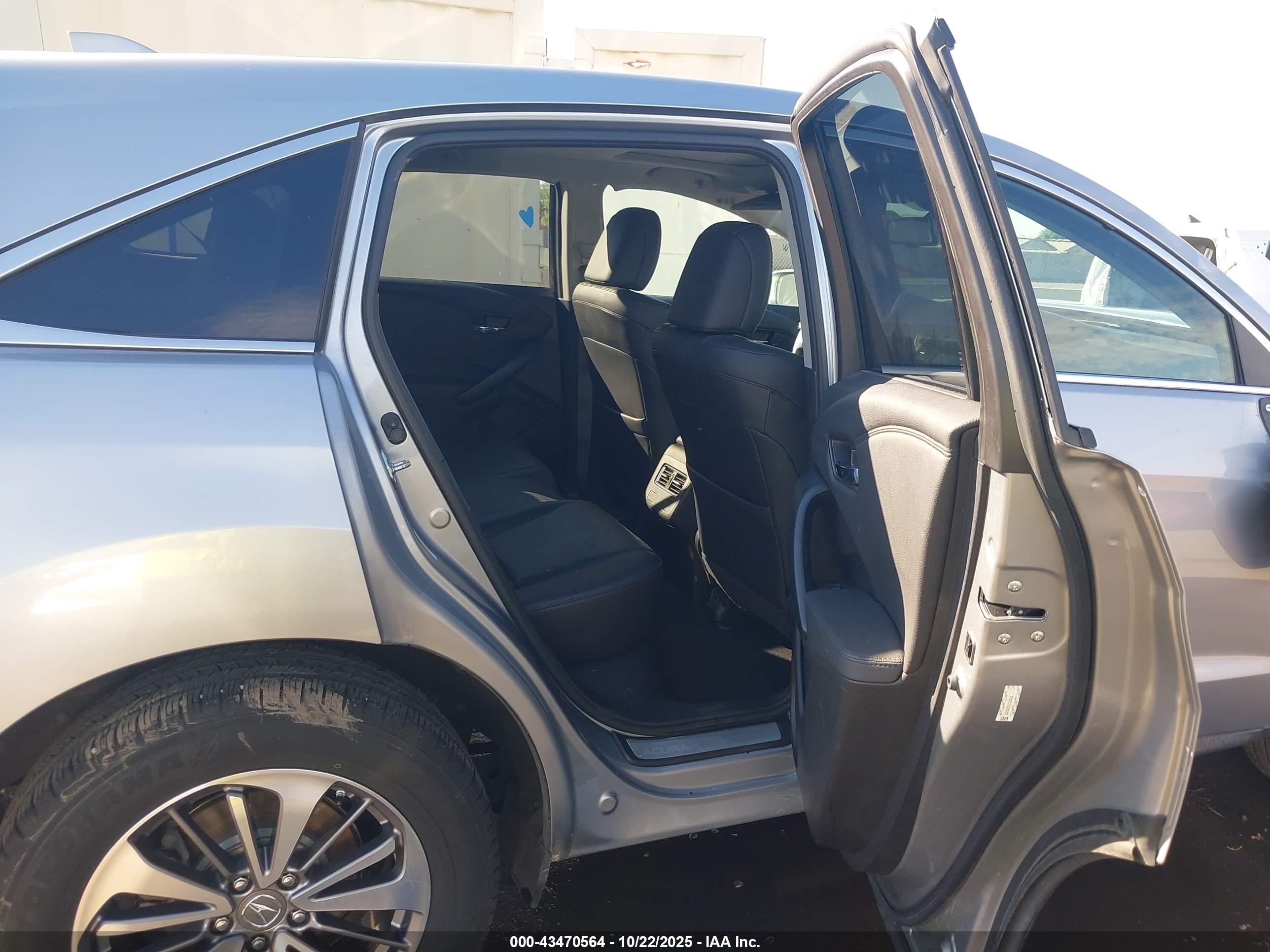 ACURA RDX image 8