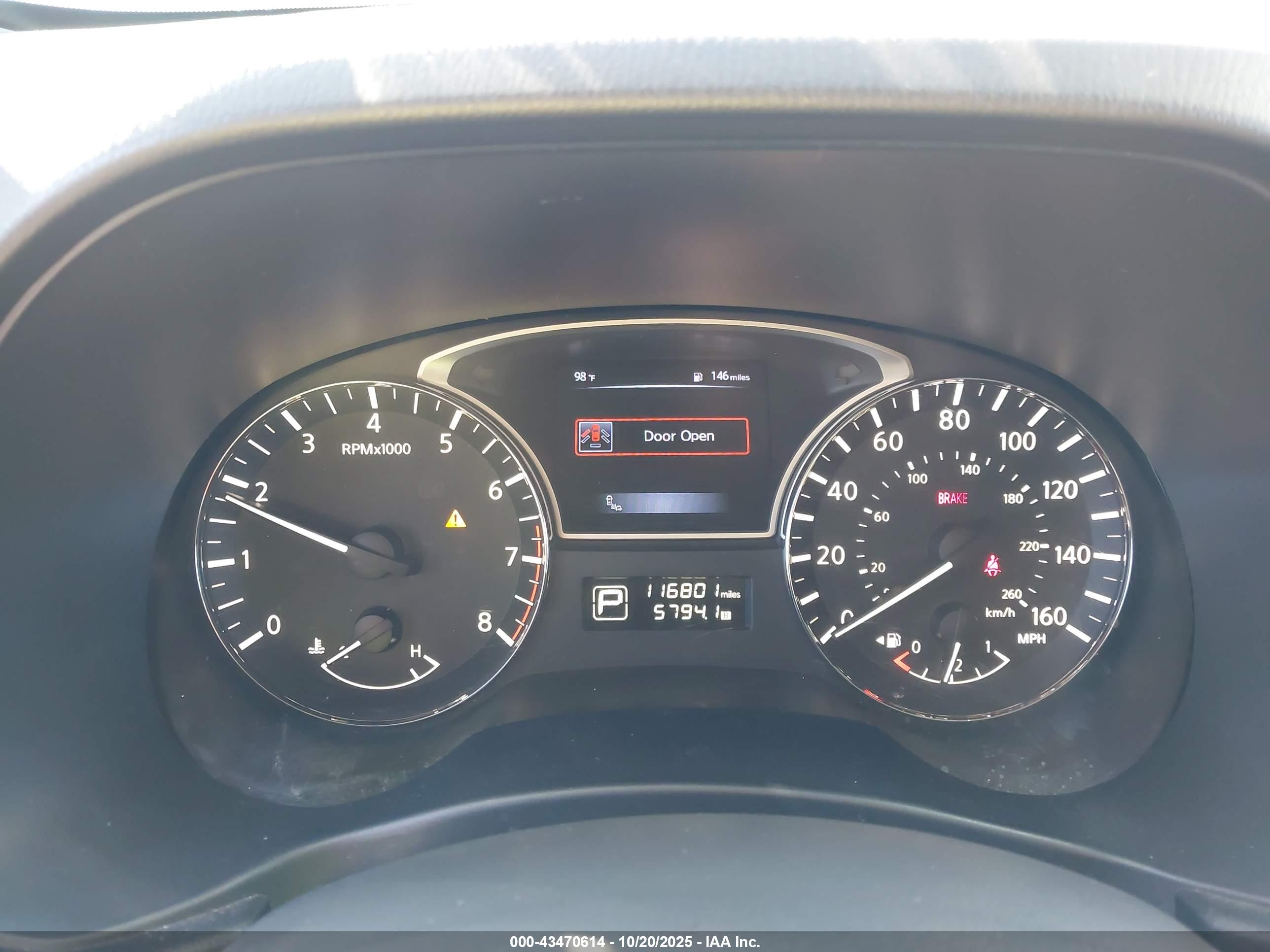 NISSAN PATHFINDER image 7