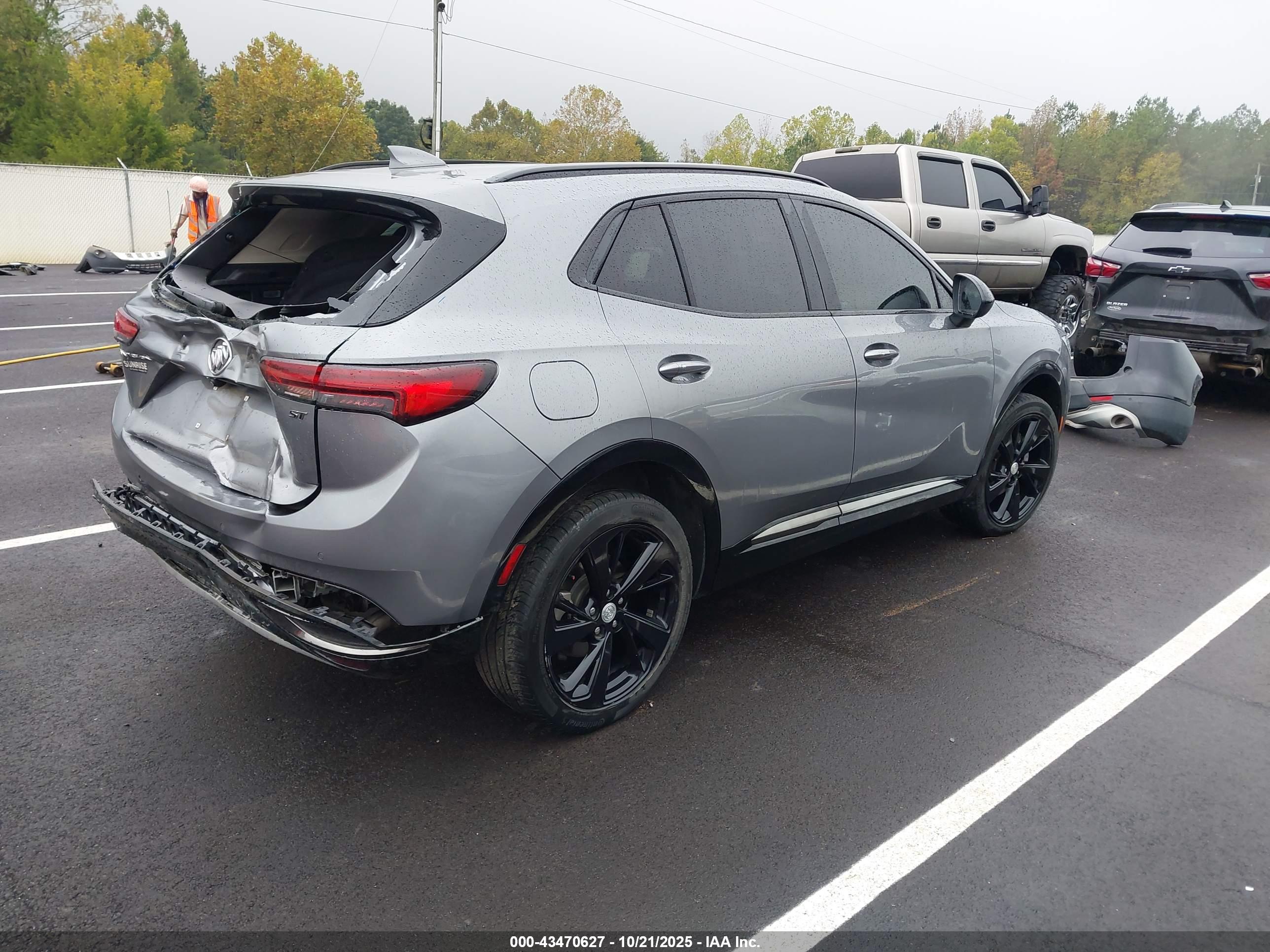 BUICK ENVISION image 4