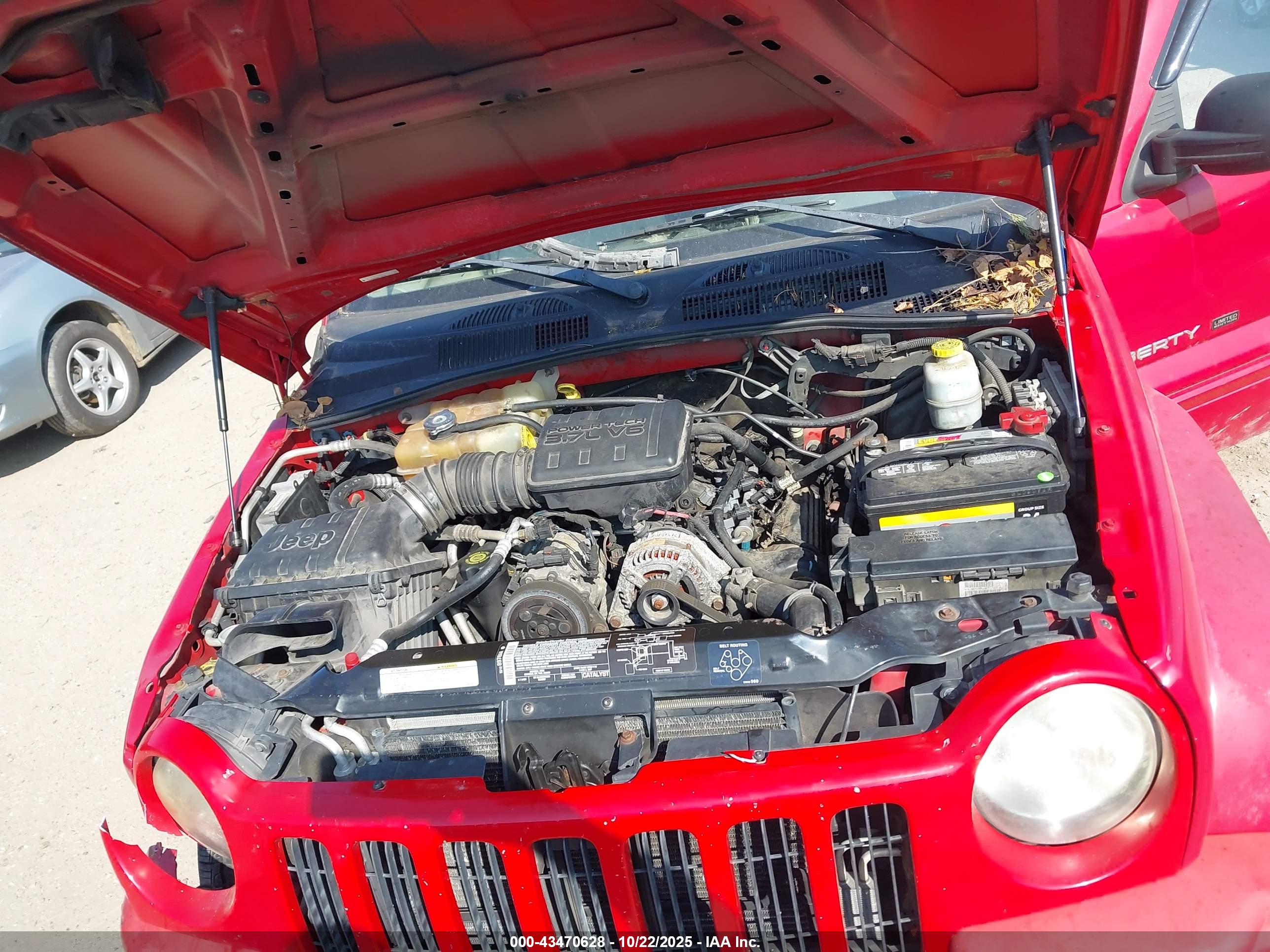 JEEP LIBERTY image 10