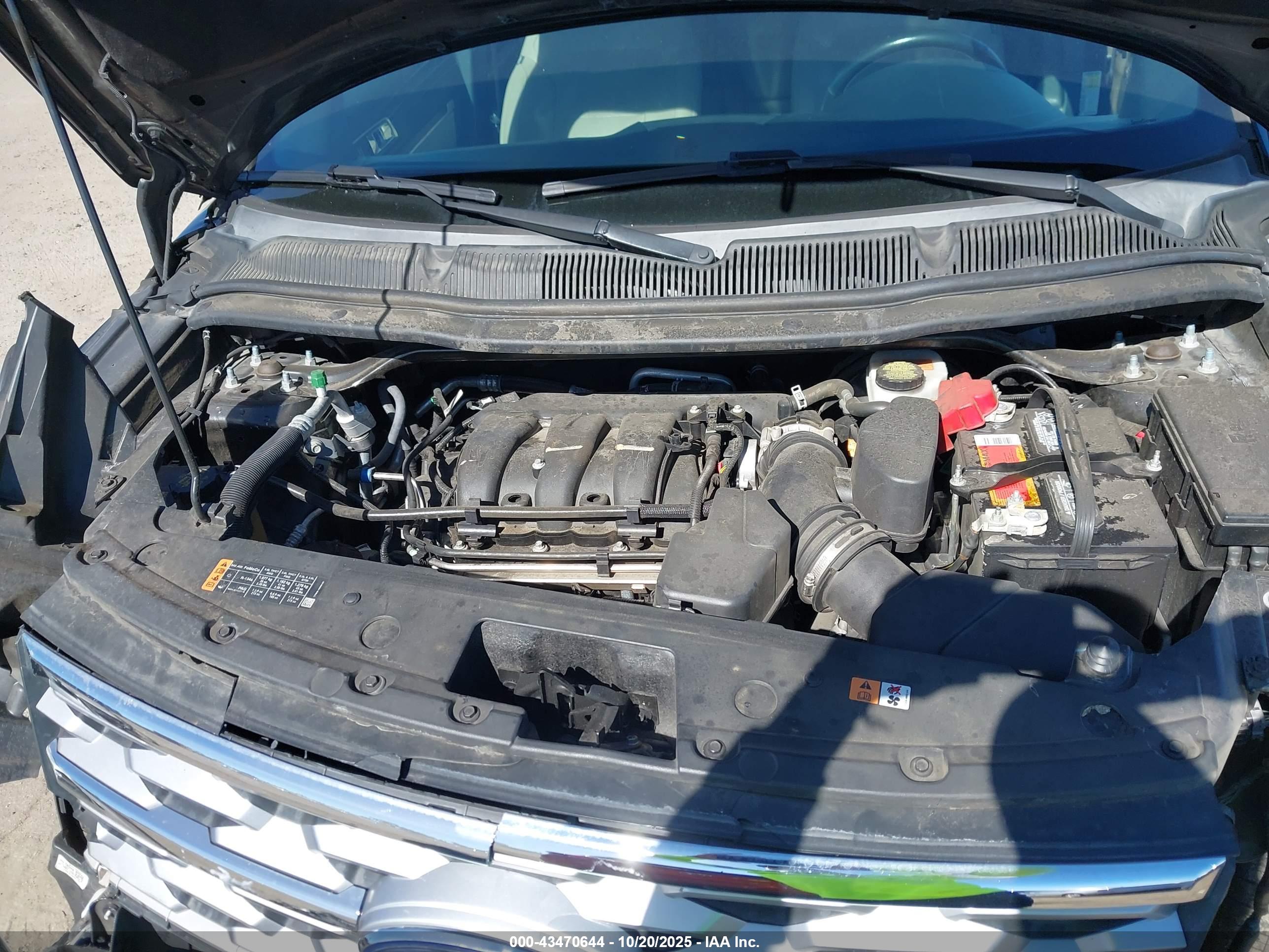 FORD EXPLORER image 10