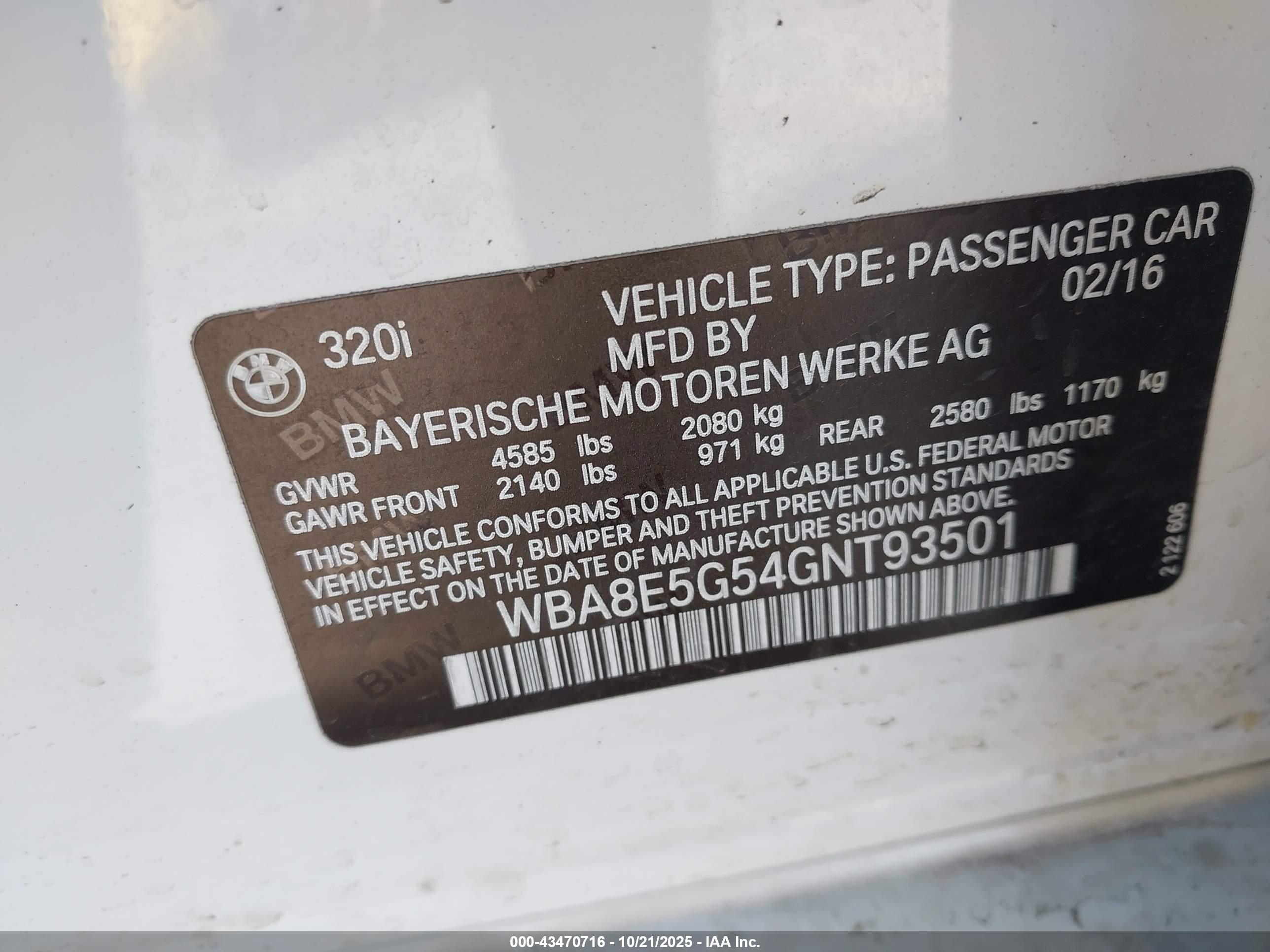 BMW 320I image 9