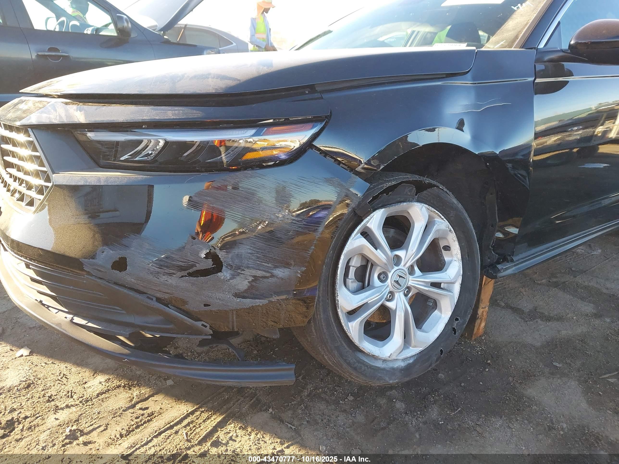 HONDA ACCORD image 6