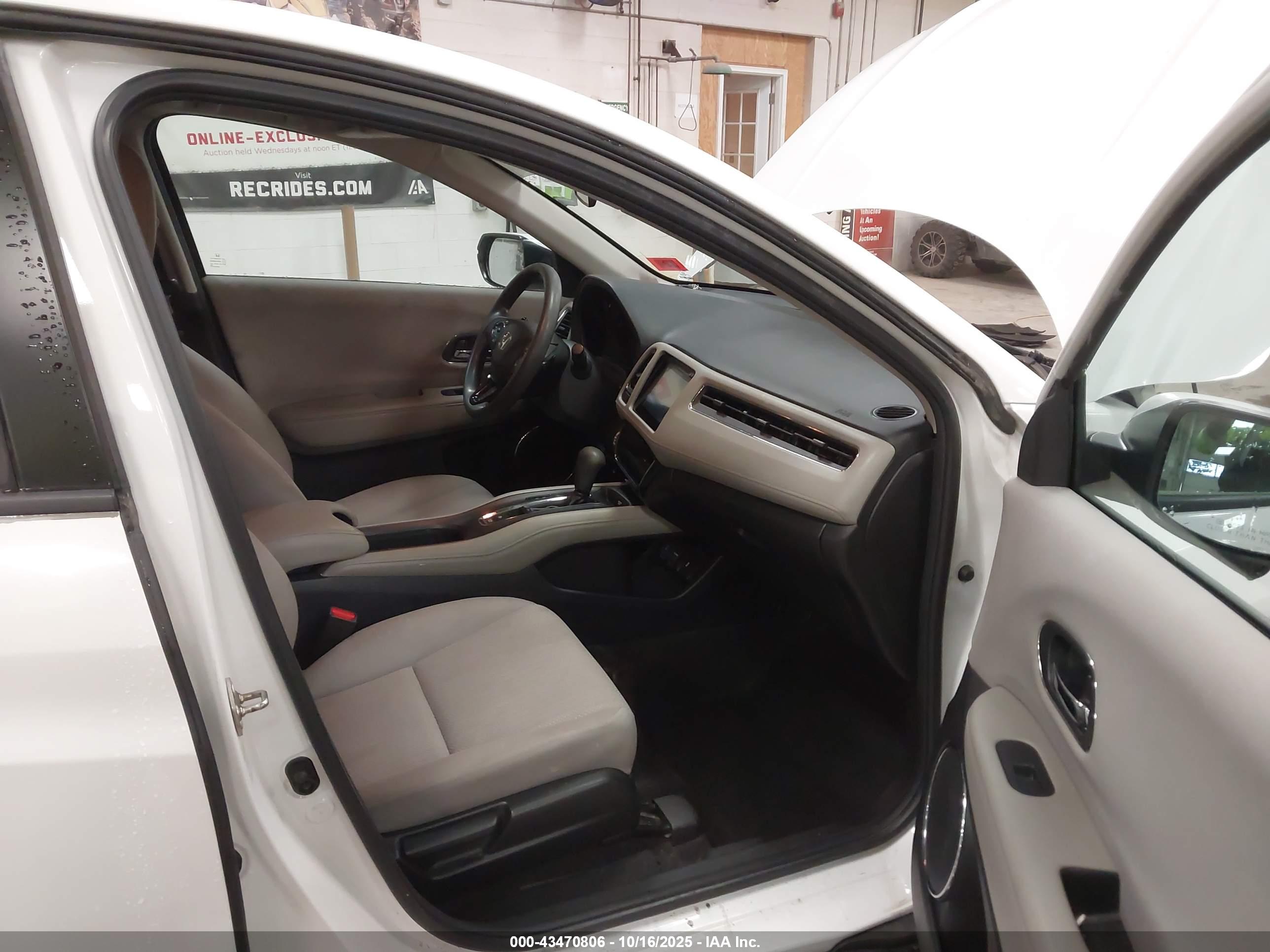 HONDA HR-V image 5