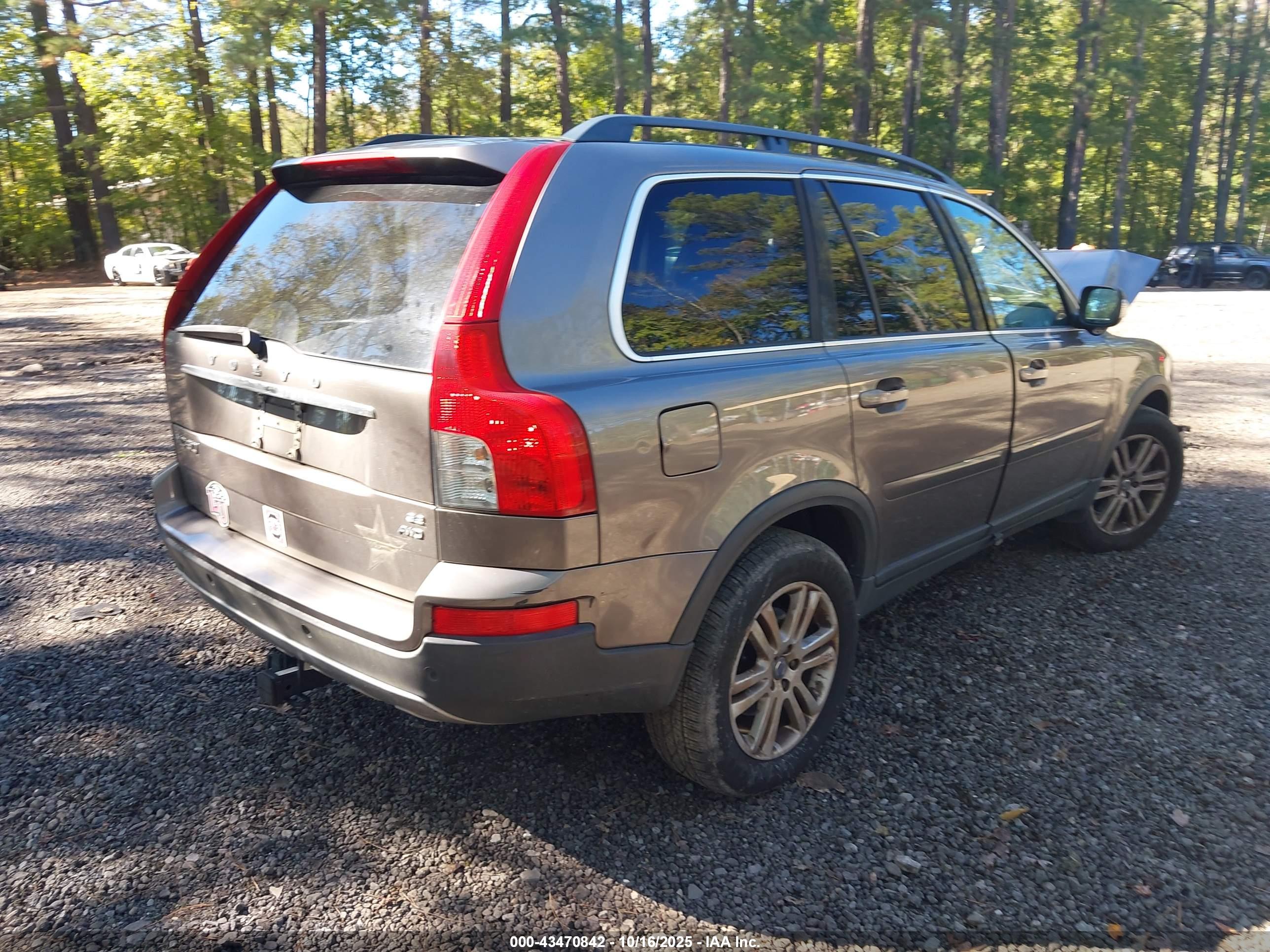 VOLVO XC90 image 4