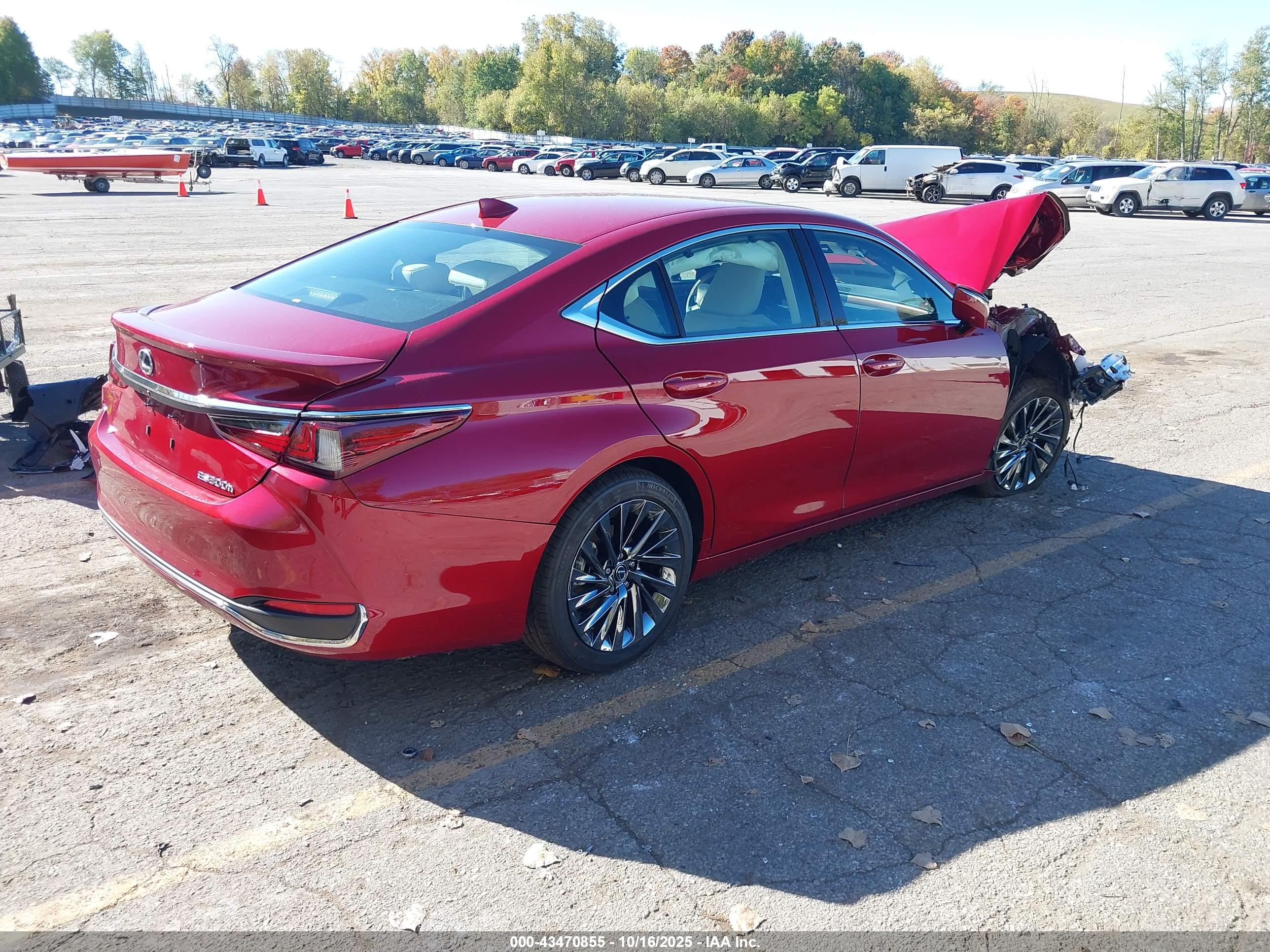 LEXUS ES image 4